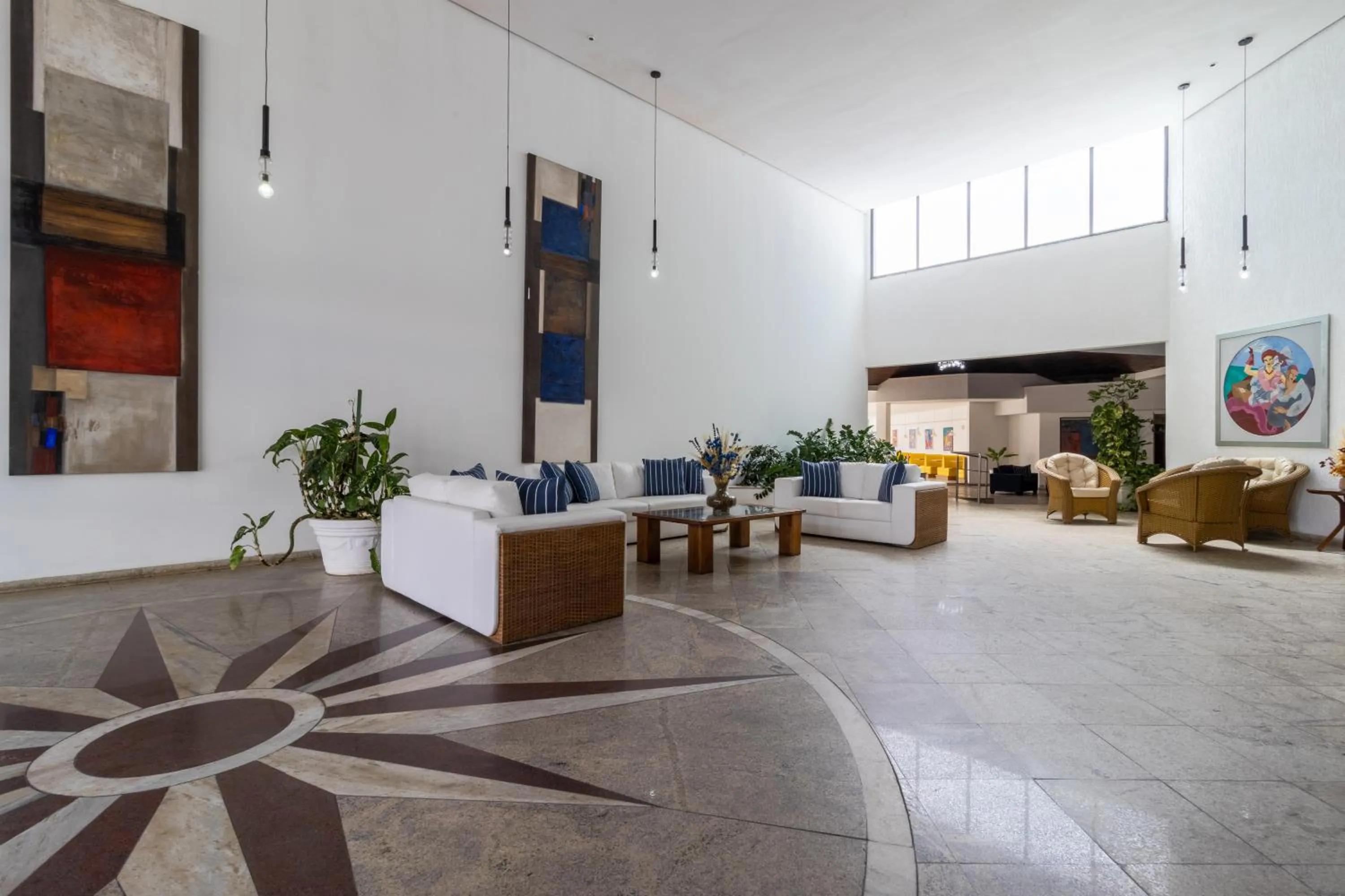 Lobby or reception in Ingleses Praia Hotel
