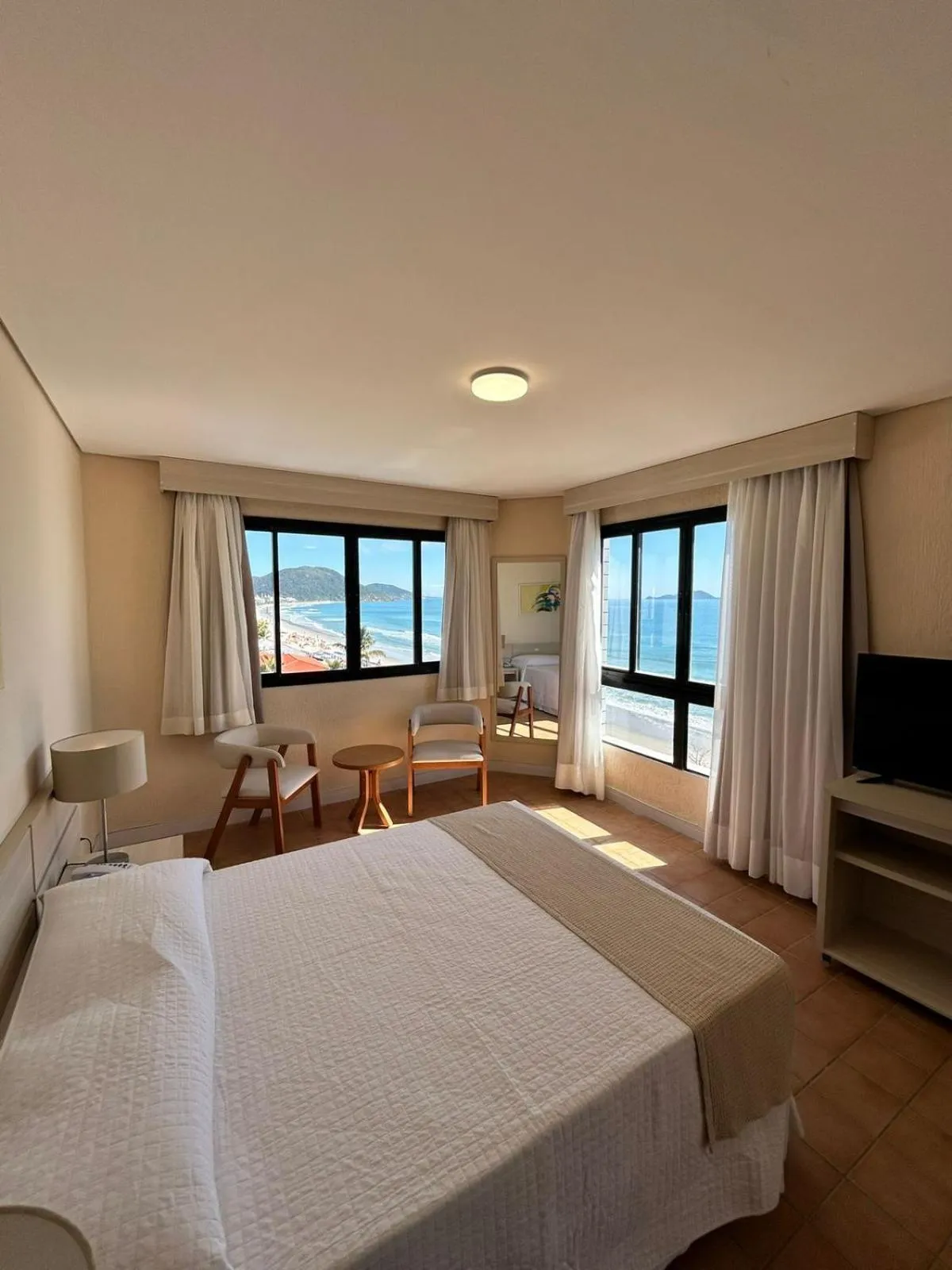 Bed in Ingleses Praia Hotel