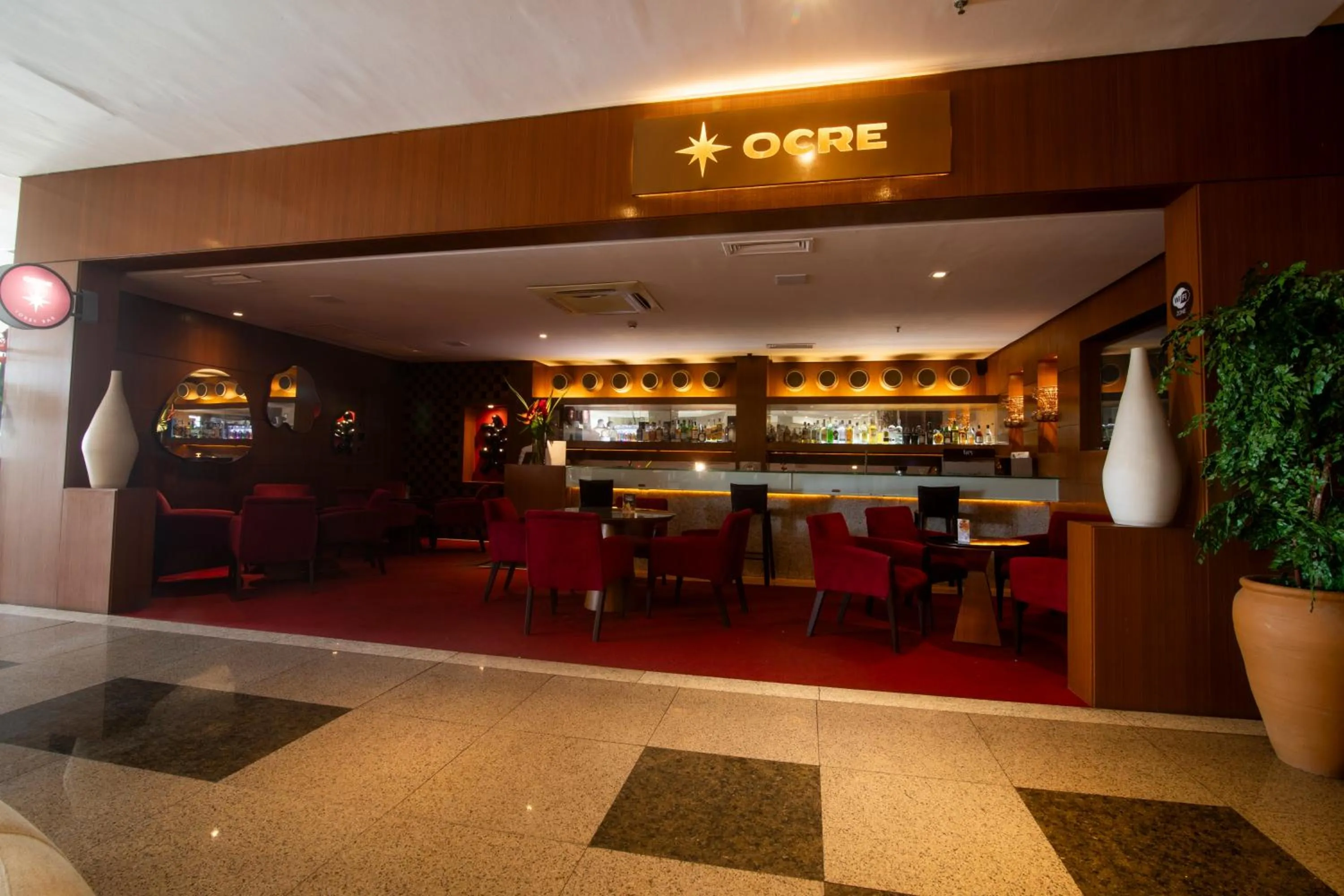 Lounge or bar in Seara Praia Hotel