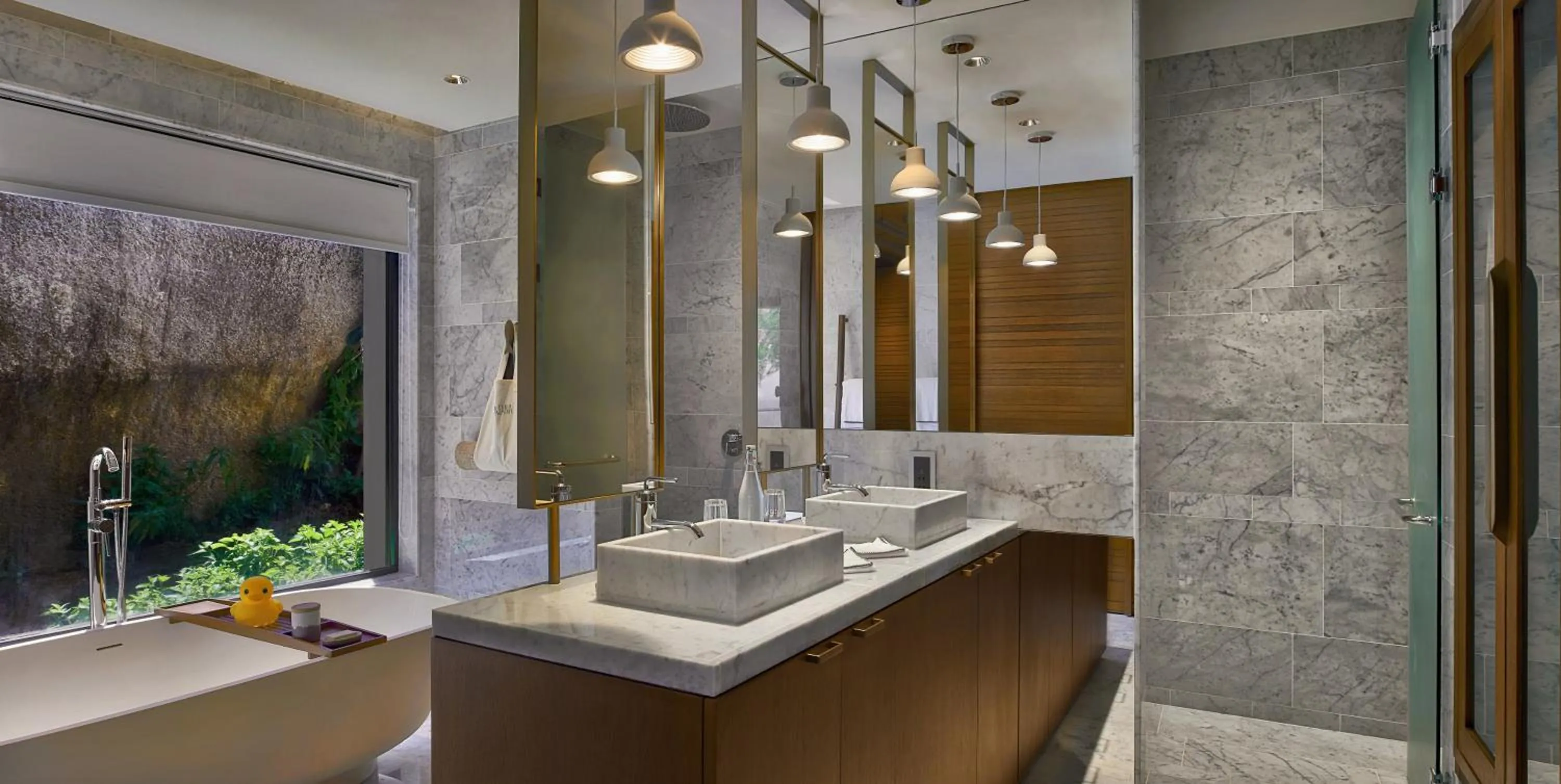 Toilet in Six Senses Zil Pasyon, Seychelles