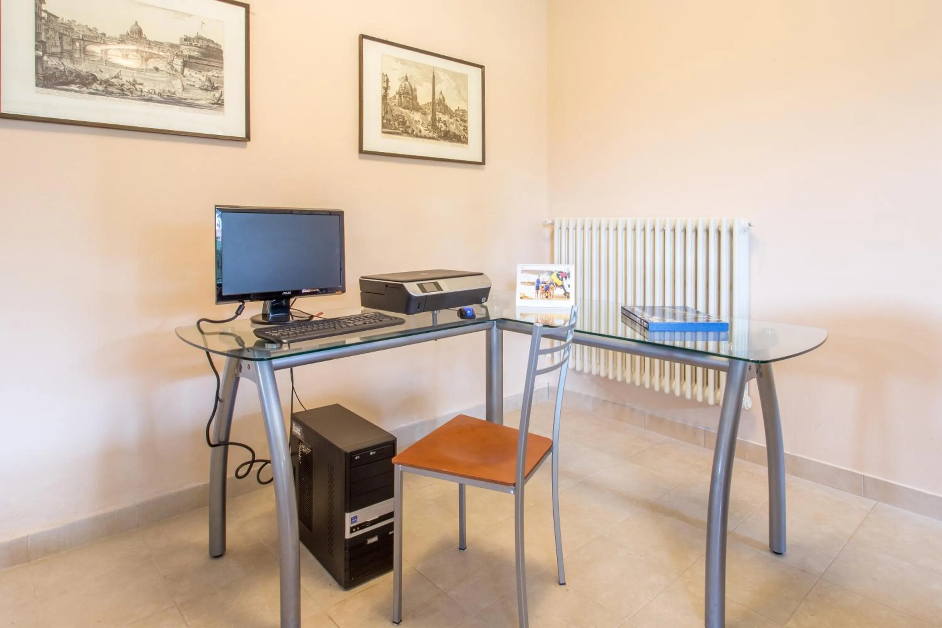 Business facilities in Comfort Zone