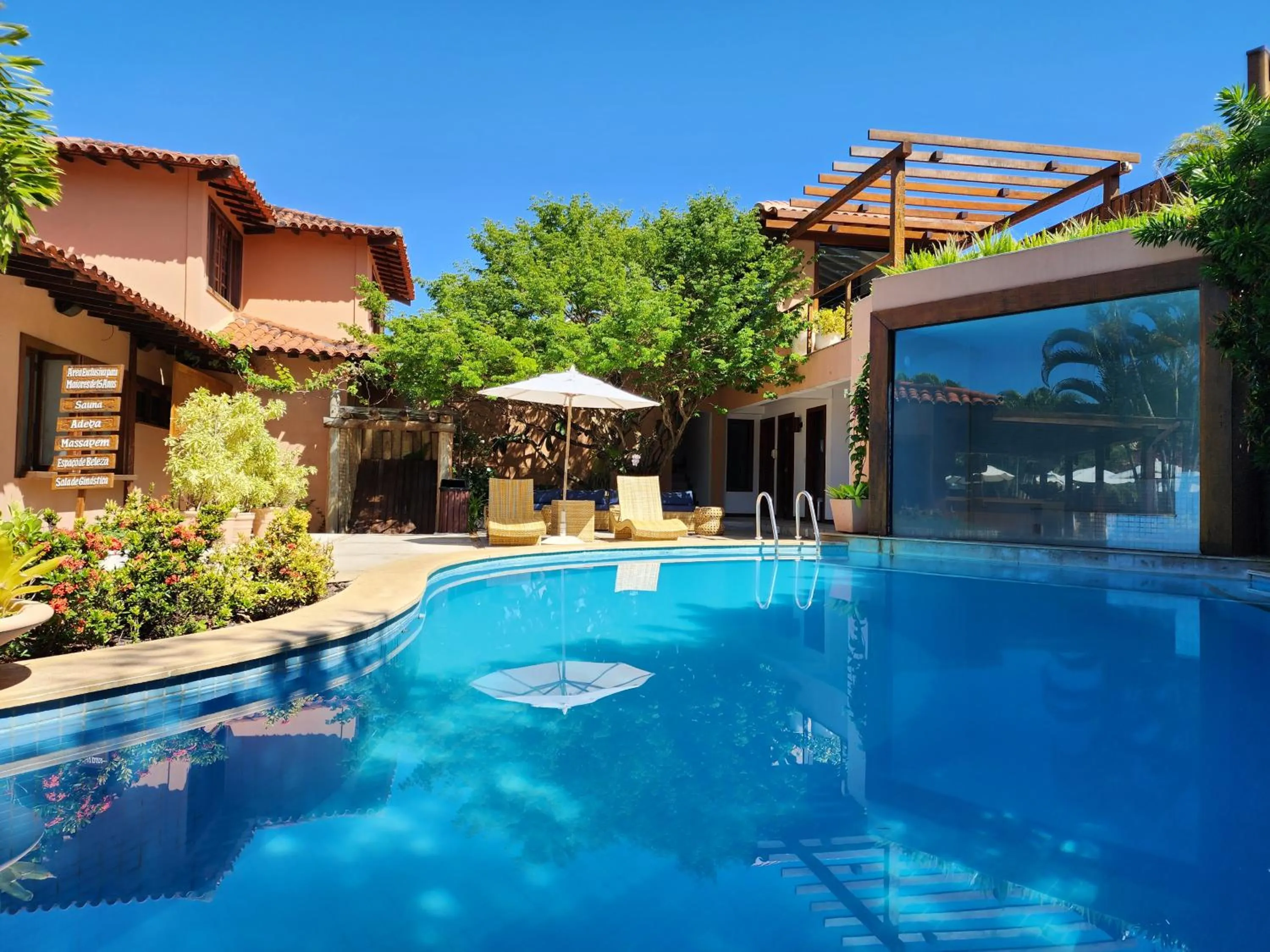 Swimming pool in Corais e Conchas