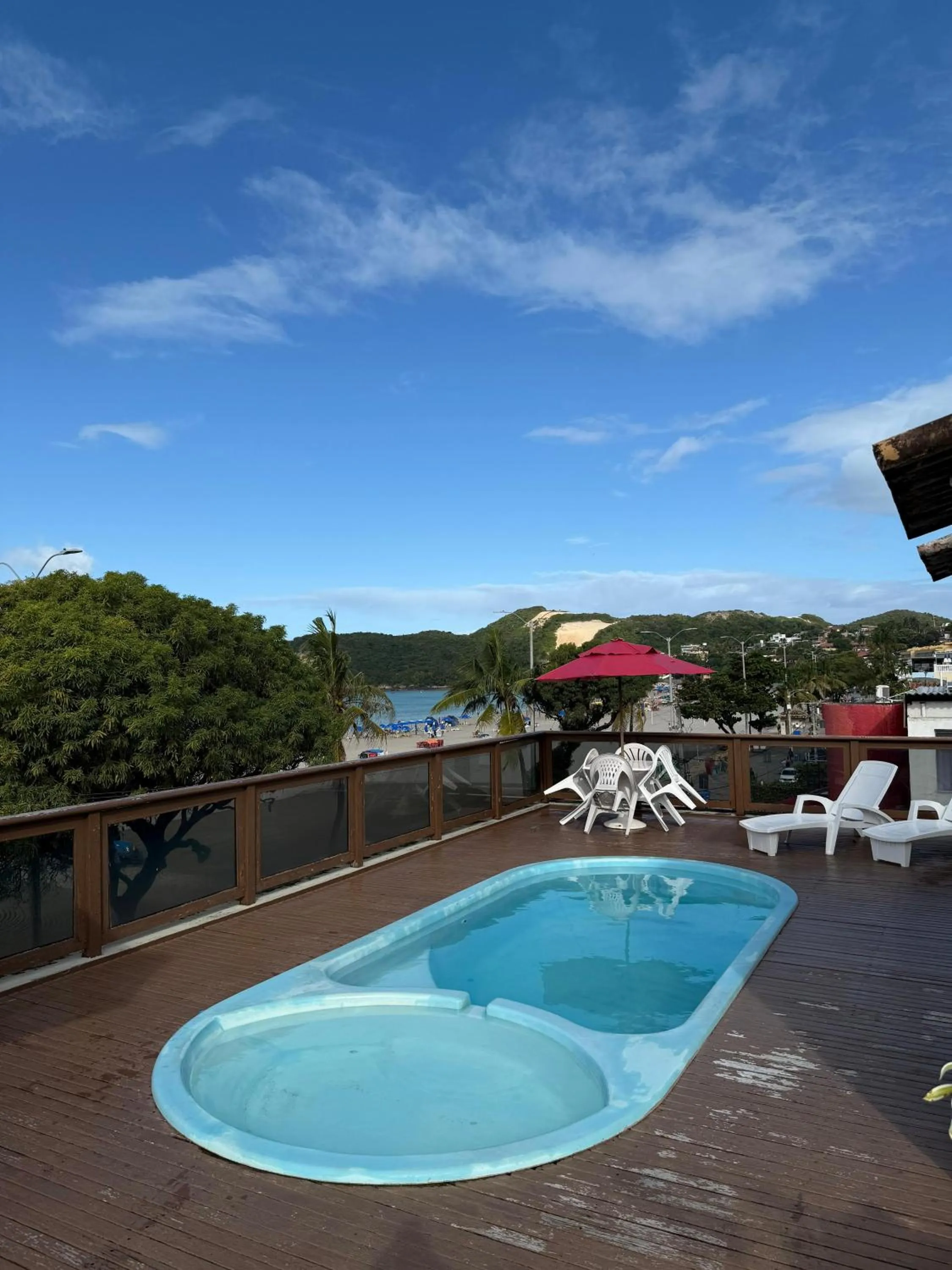 Pool view in Ingá Praia hotel
