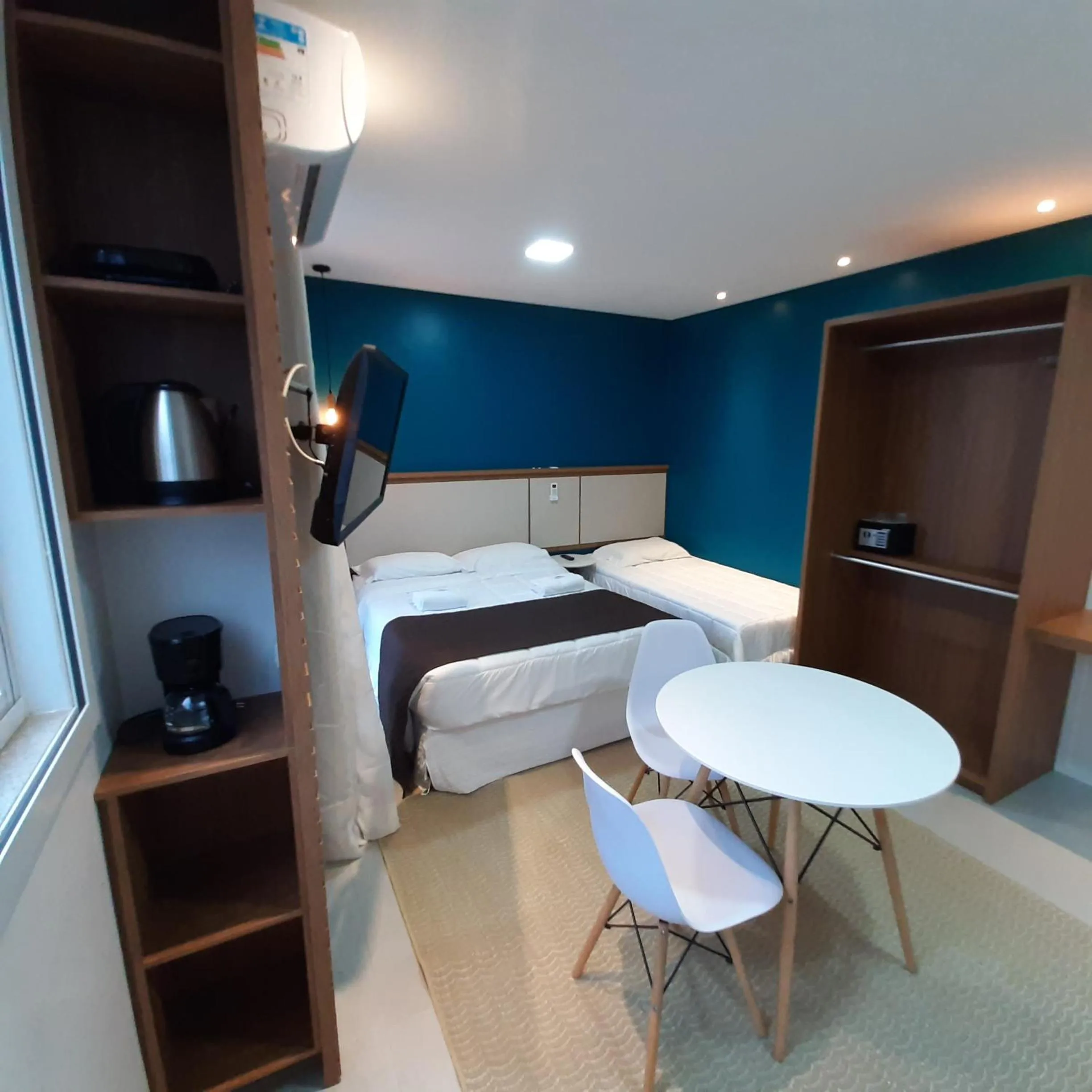 Photo of the whole room, Bed in Residencial Praia Mar