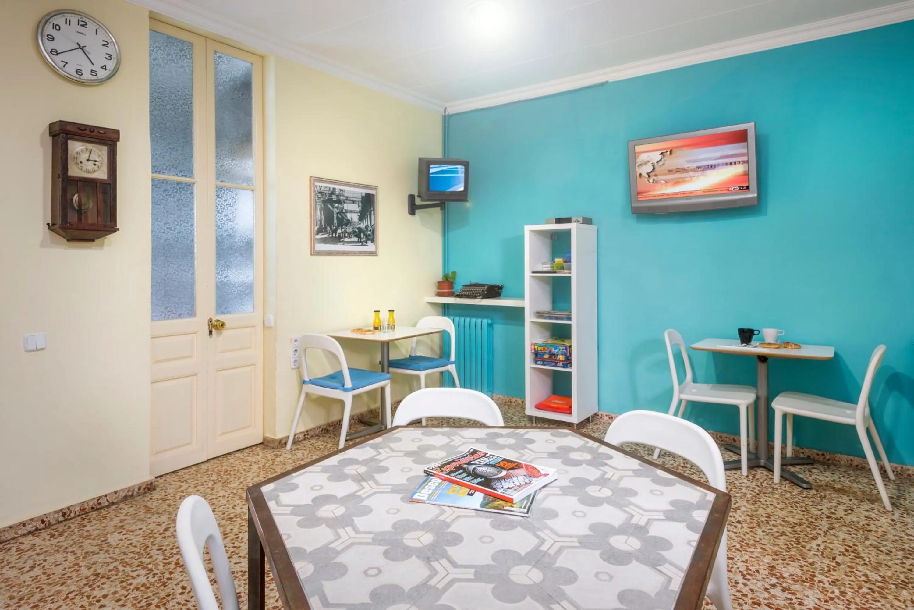 Lounge or bar in Hostal Solimar