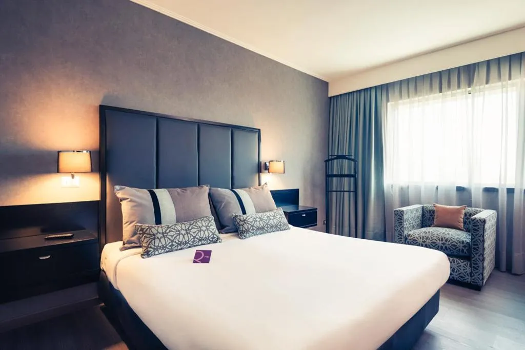 Bed in Mercure Santiago Centro