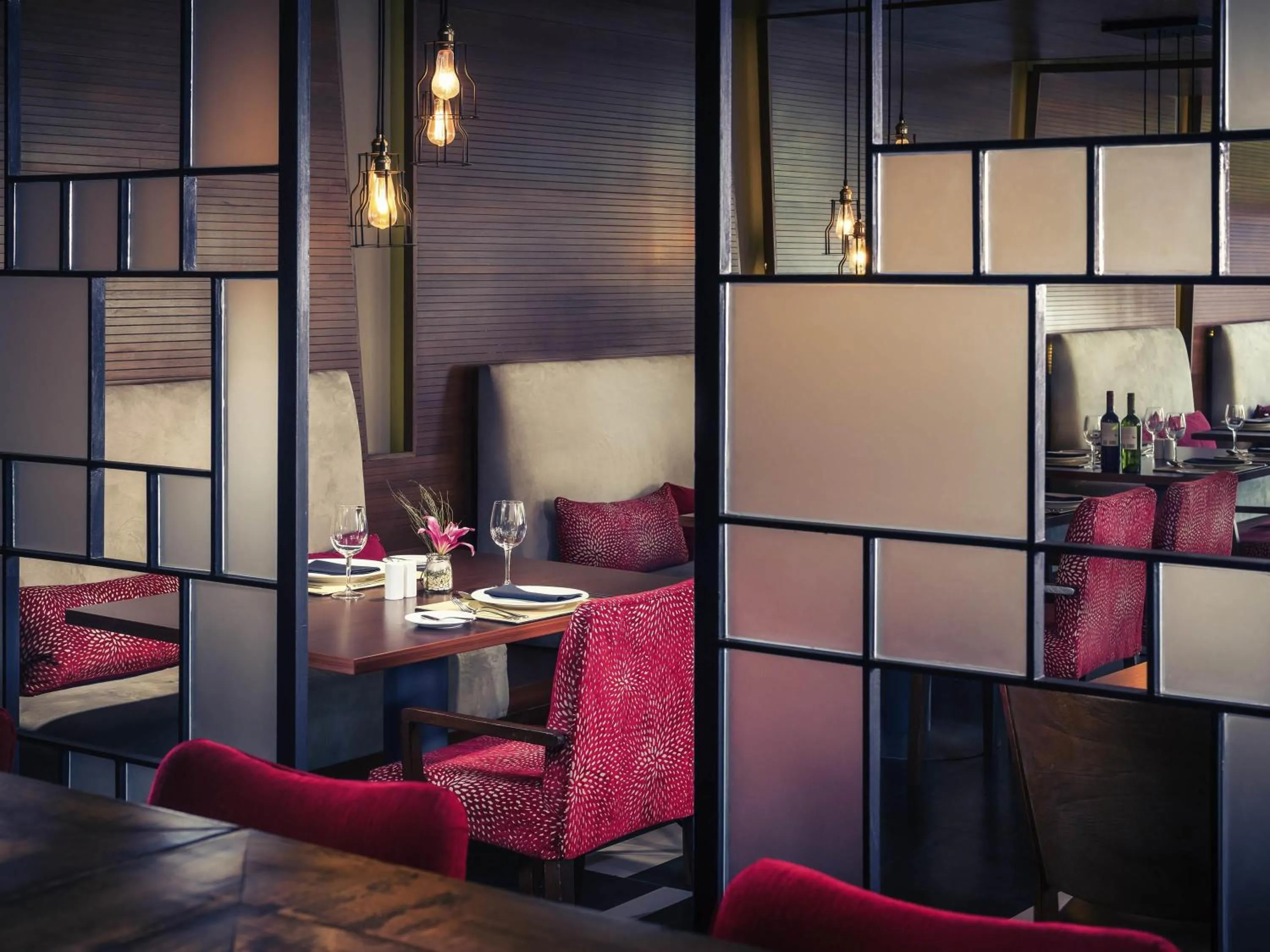 Restaurant/places to eat in Mercure Santiago Centro