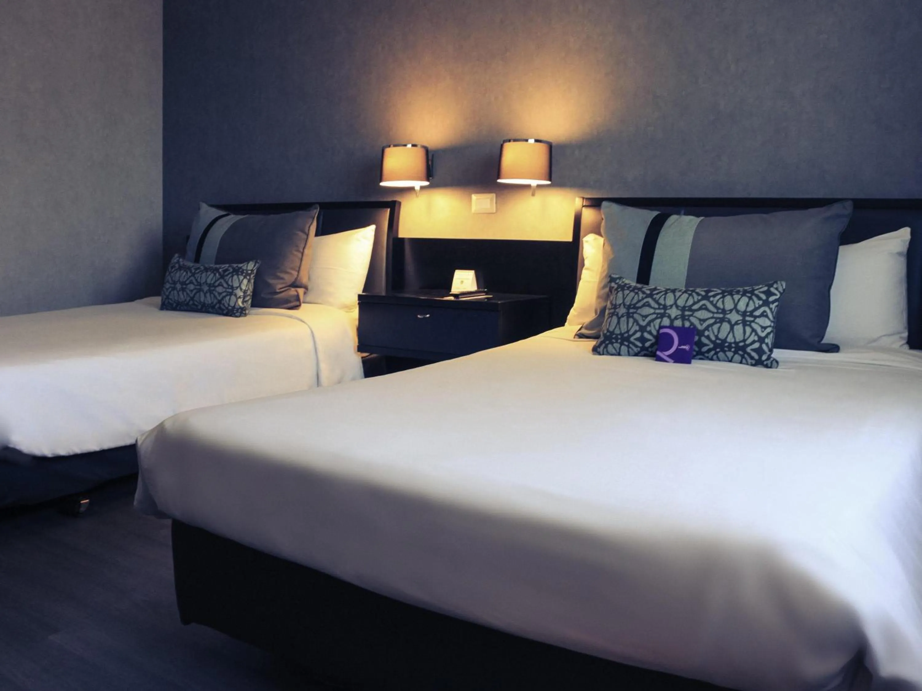 Bedroom, Bed in Mercure Santiago Centro