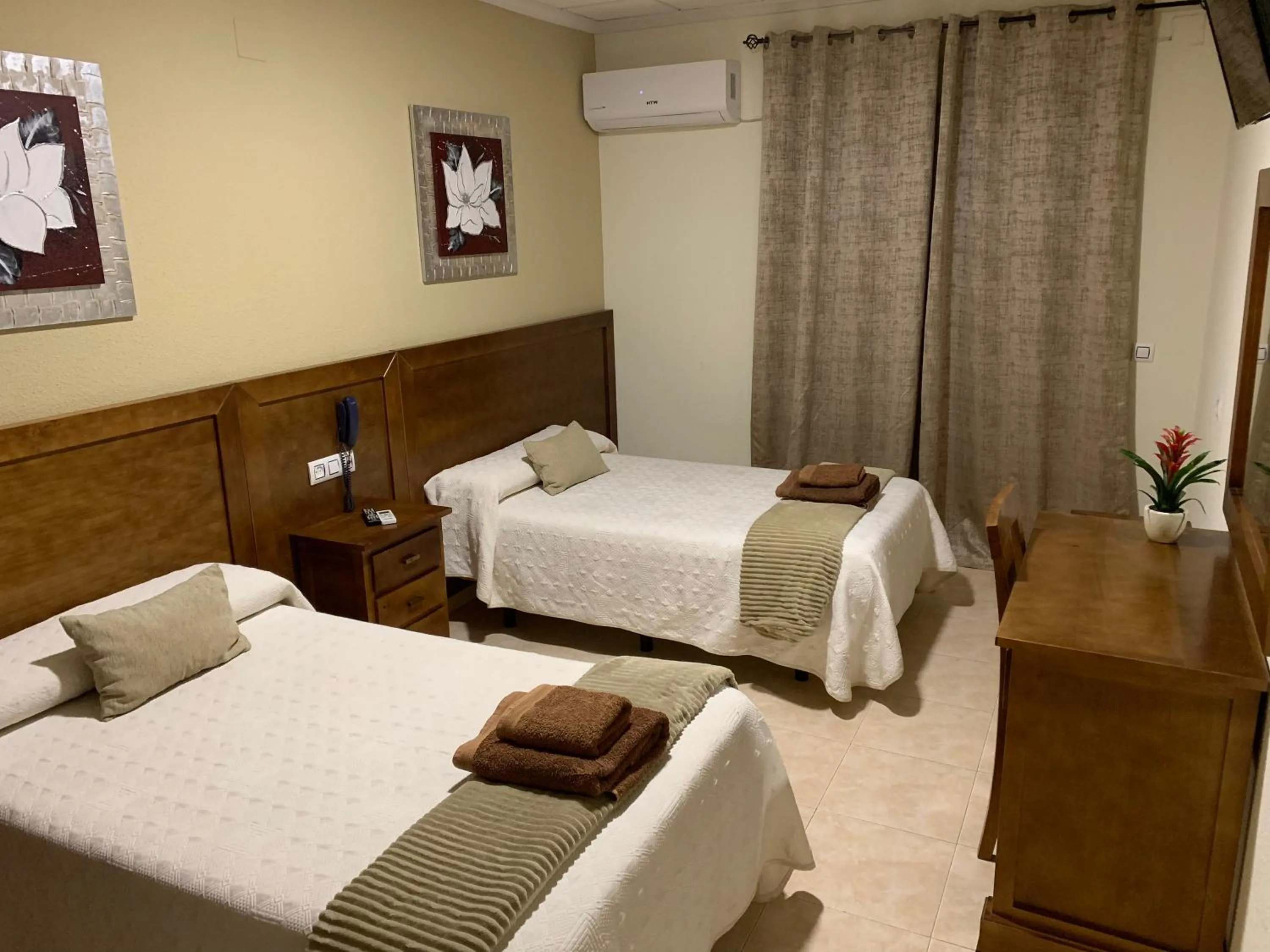 Bed in Hotel Don Juan