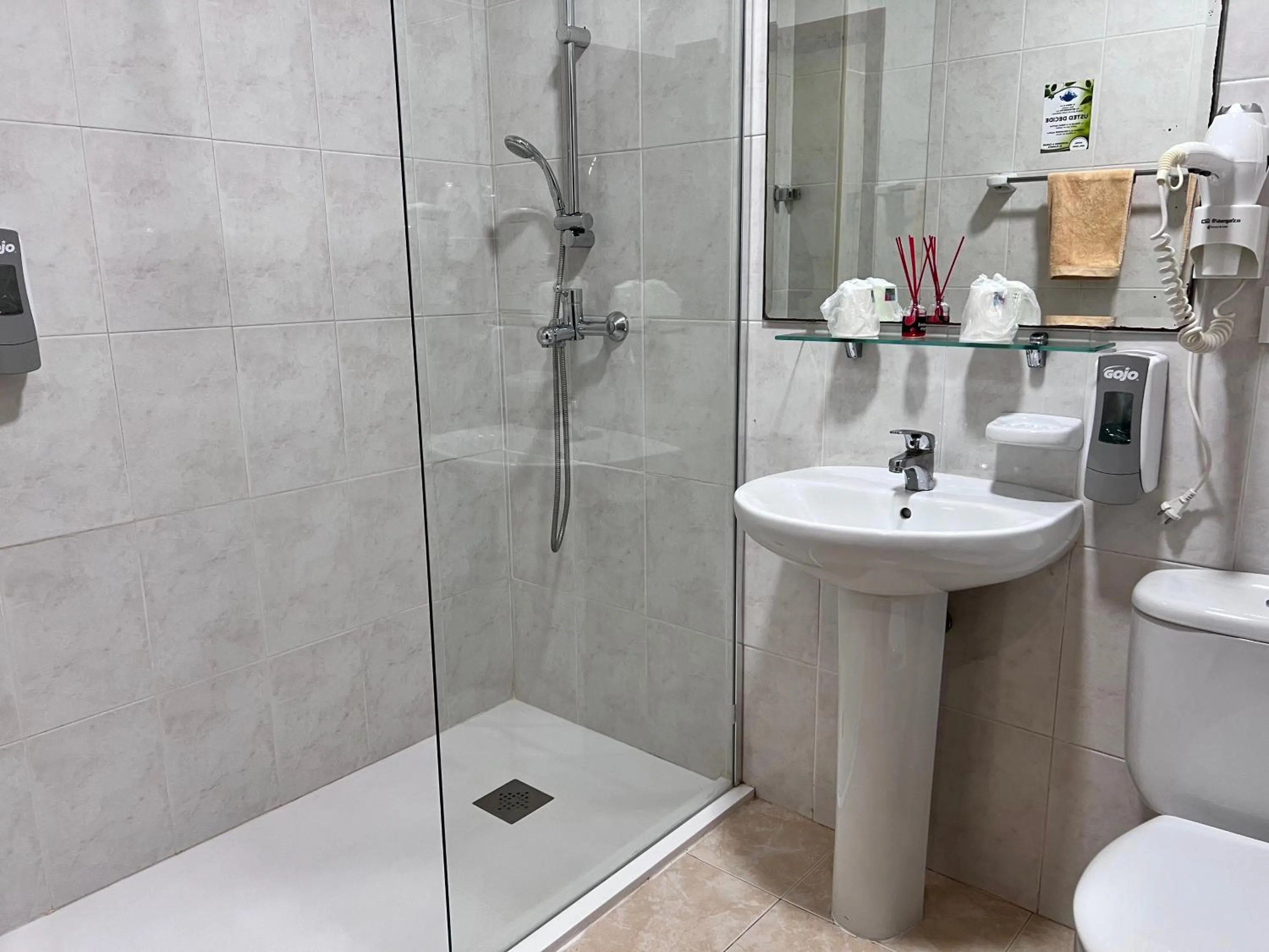 Bathroom in Hotel Don Juan