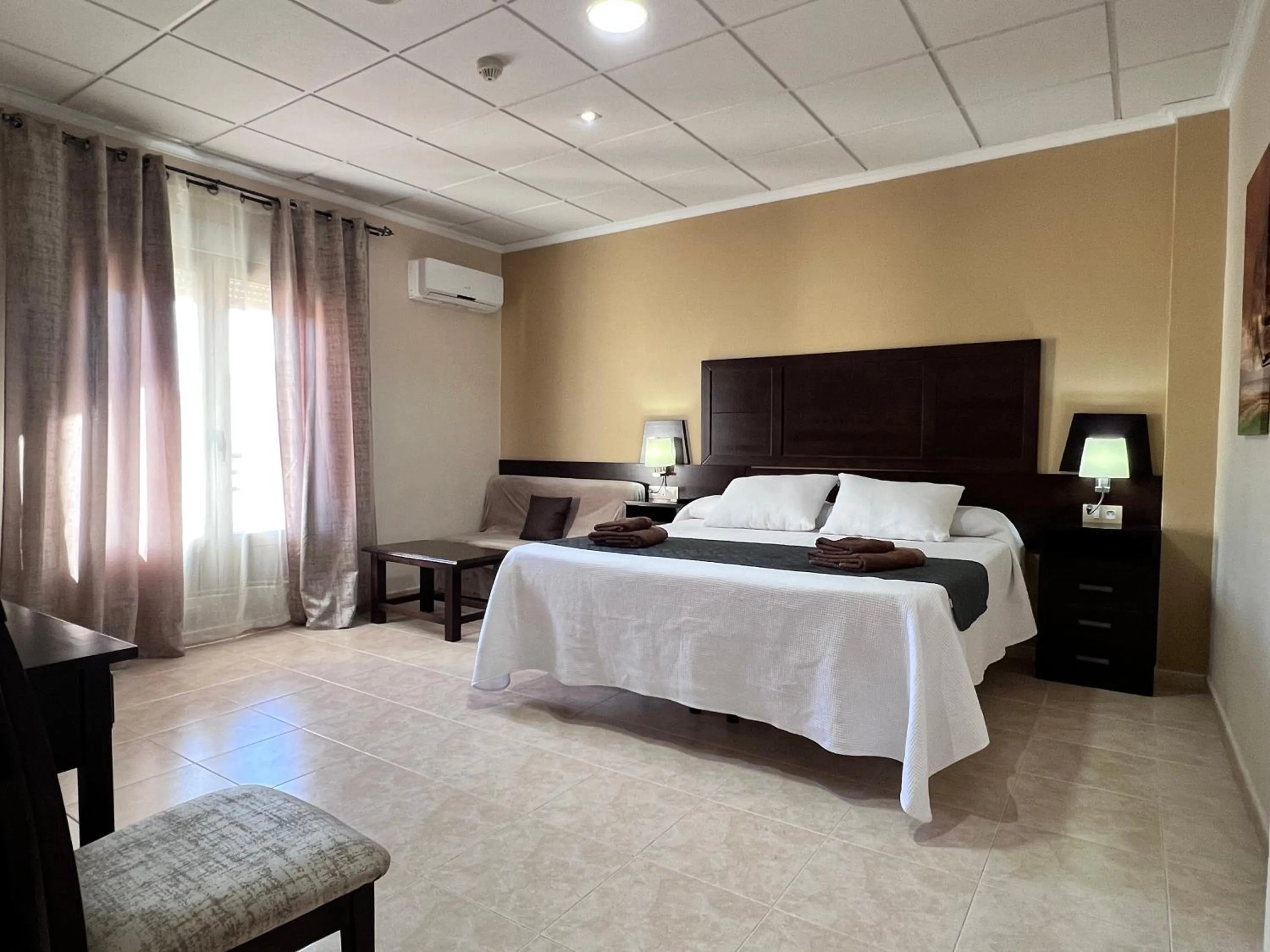 Photo of the whole room, Bed in Hotel Don Juan