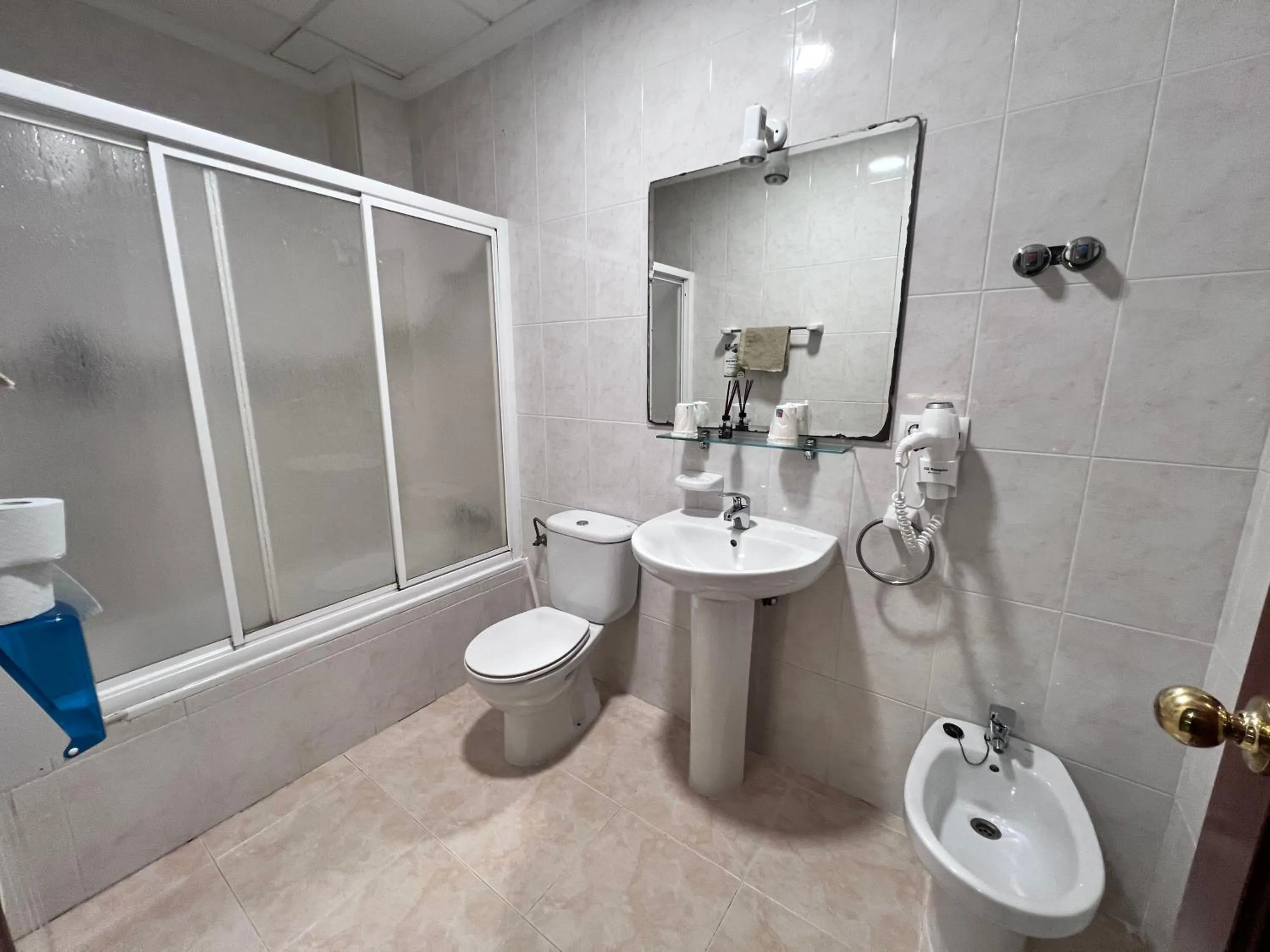 Bathroom in Hotel Don Juan