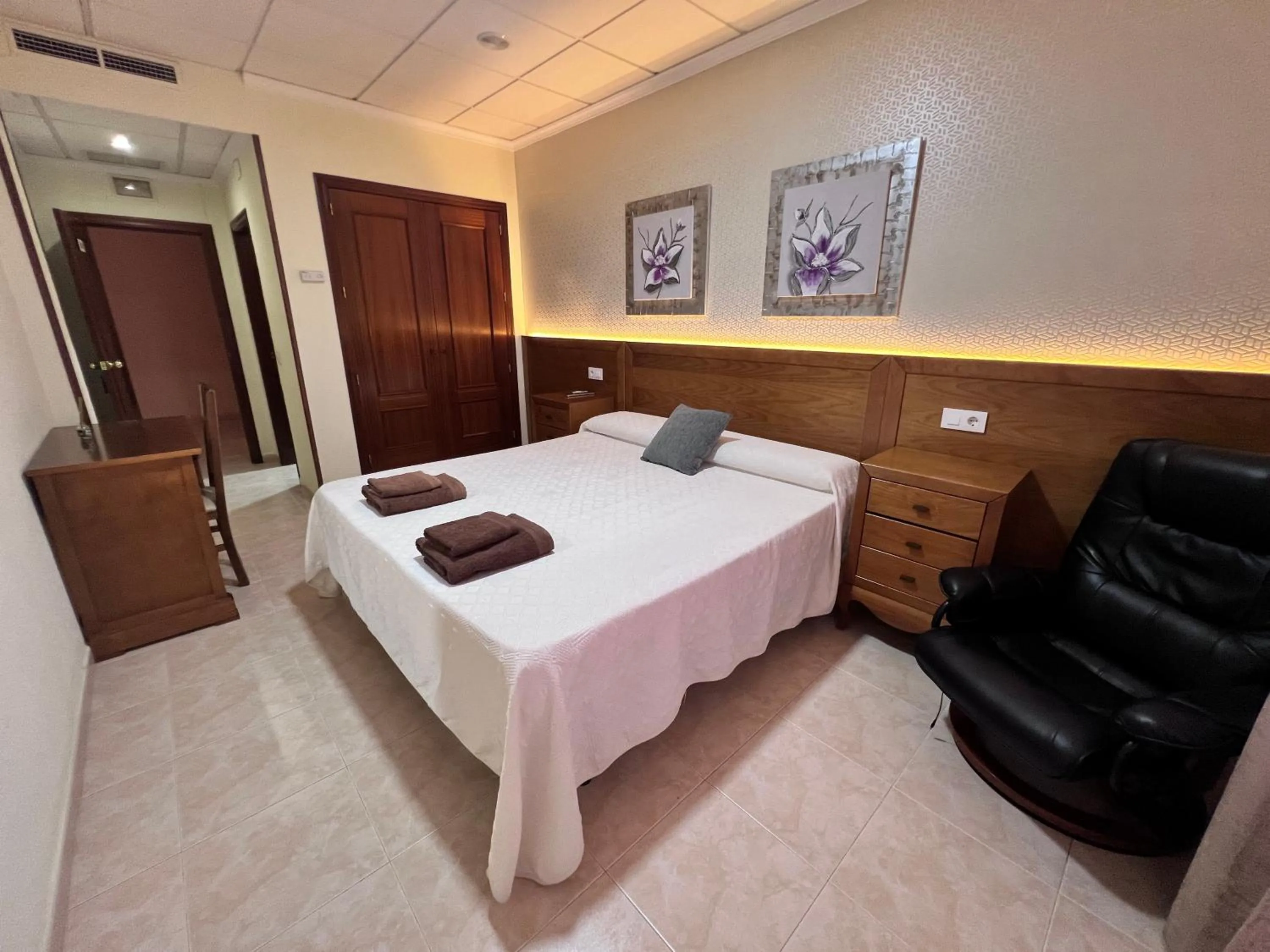 Bed in Hotel Don Juan