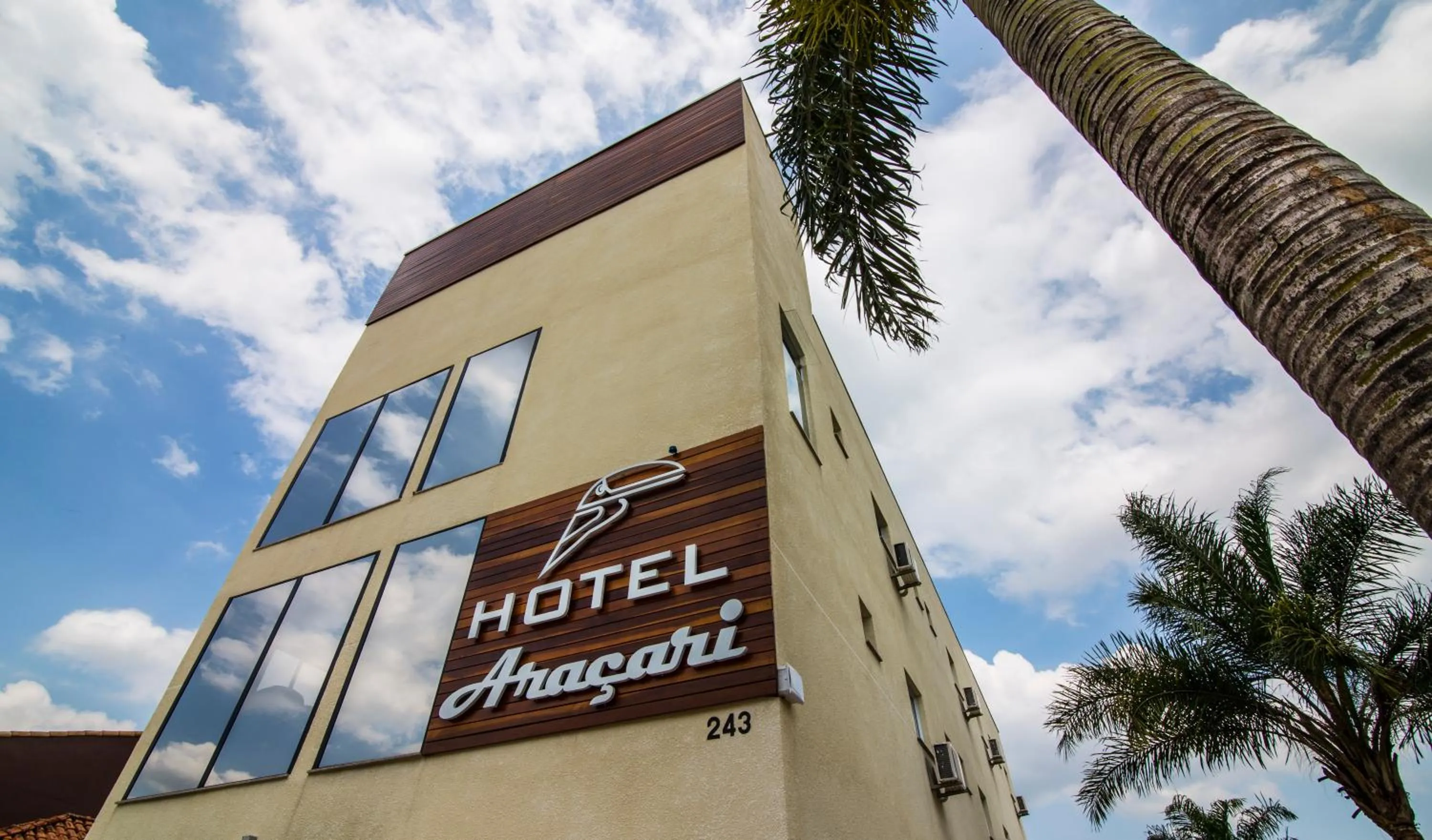 Facade/entrance in Hotel Araçari