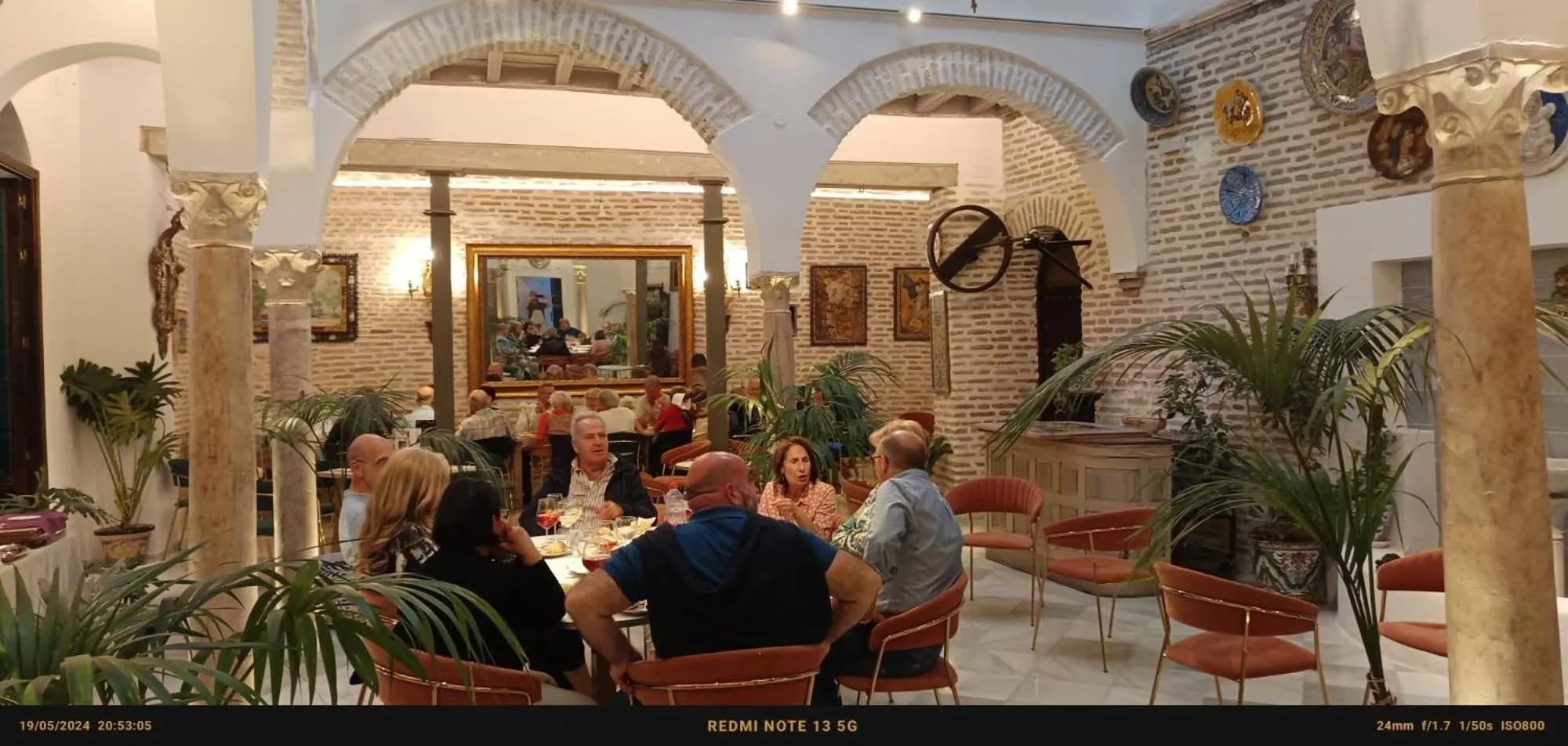 Restaurant/places to eat in Hotel Convento La Gloria