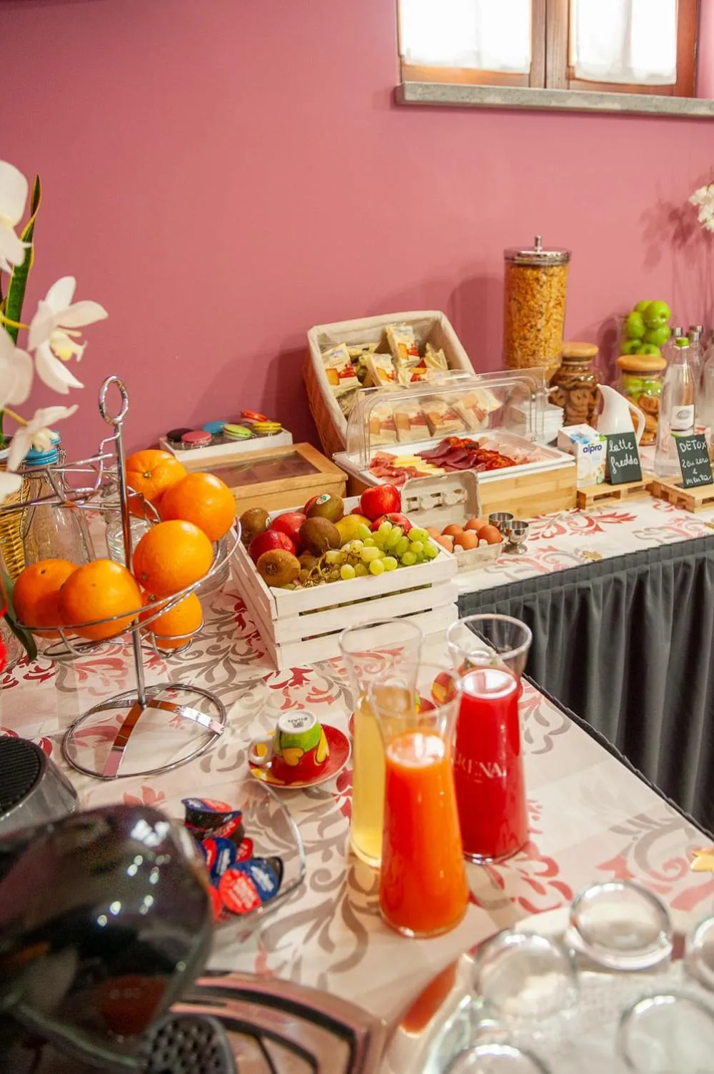 Breakfast in Hotel La Fattoria