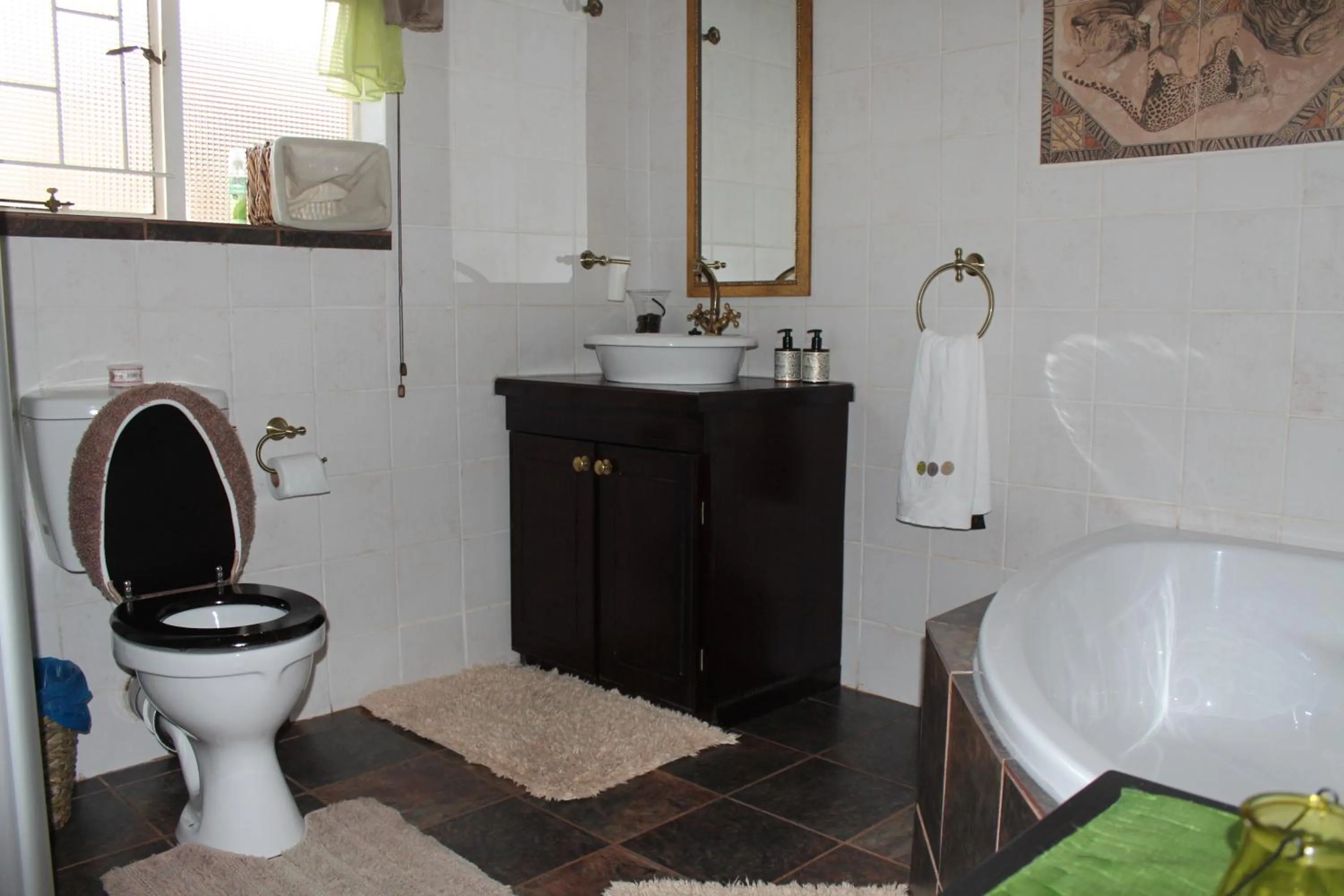 Bathroom in Ukarimu Guest House