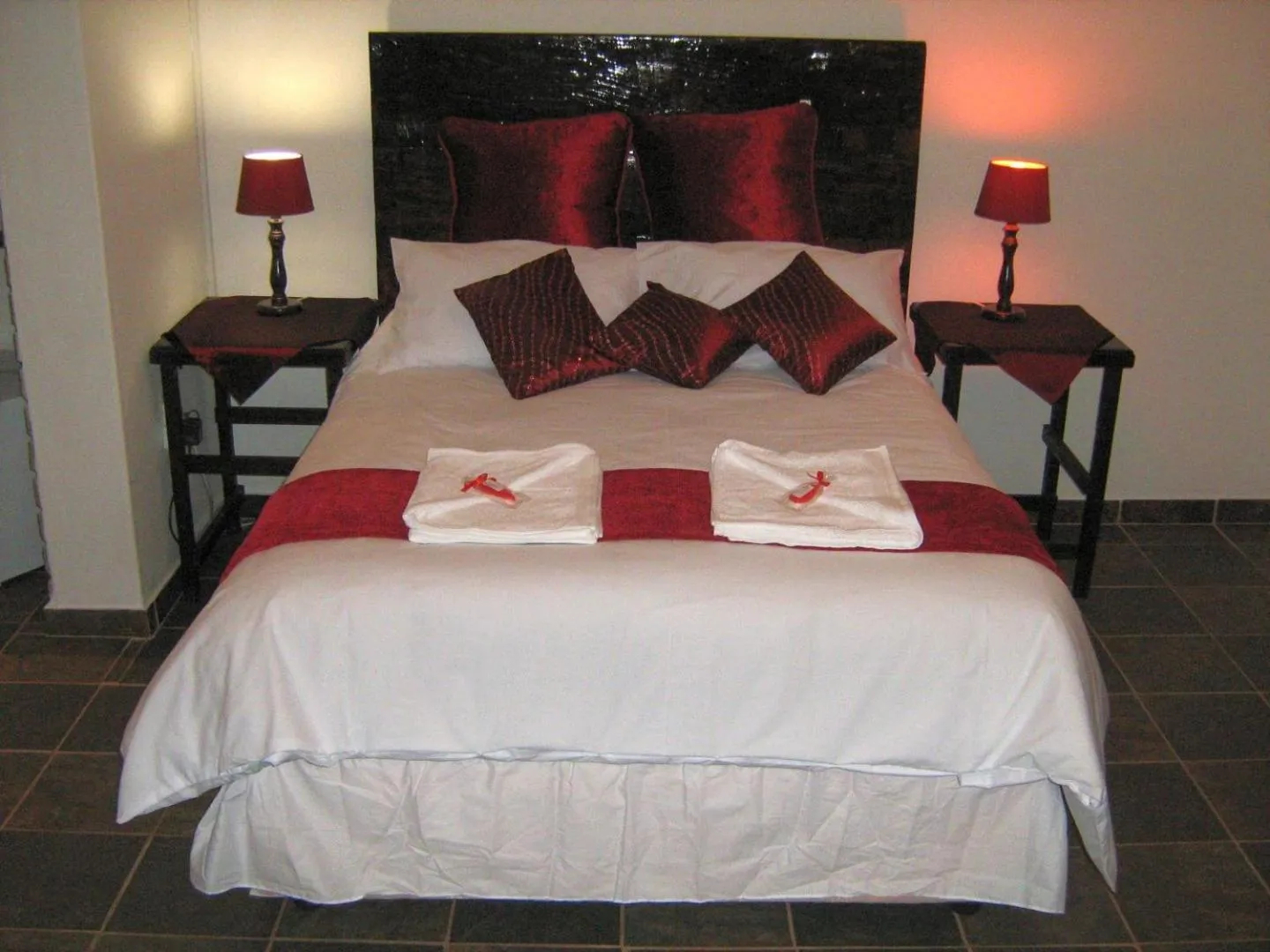 Bed in Ukarimu Guest House