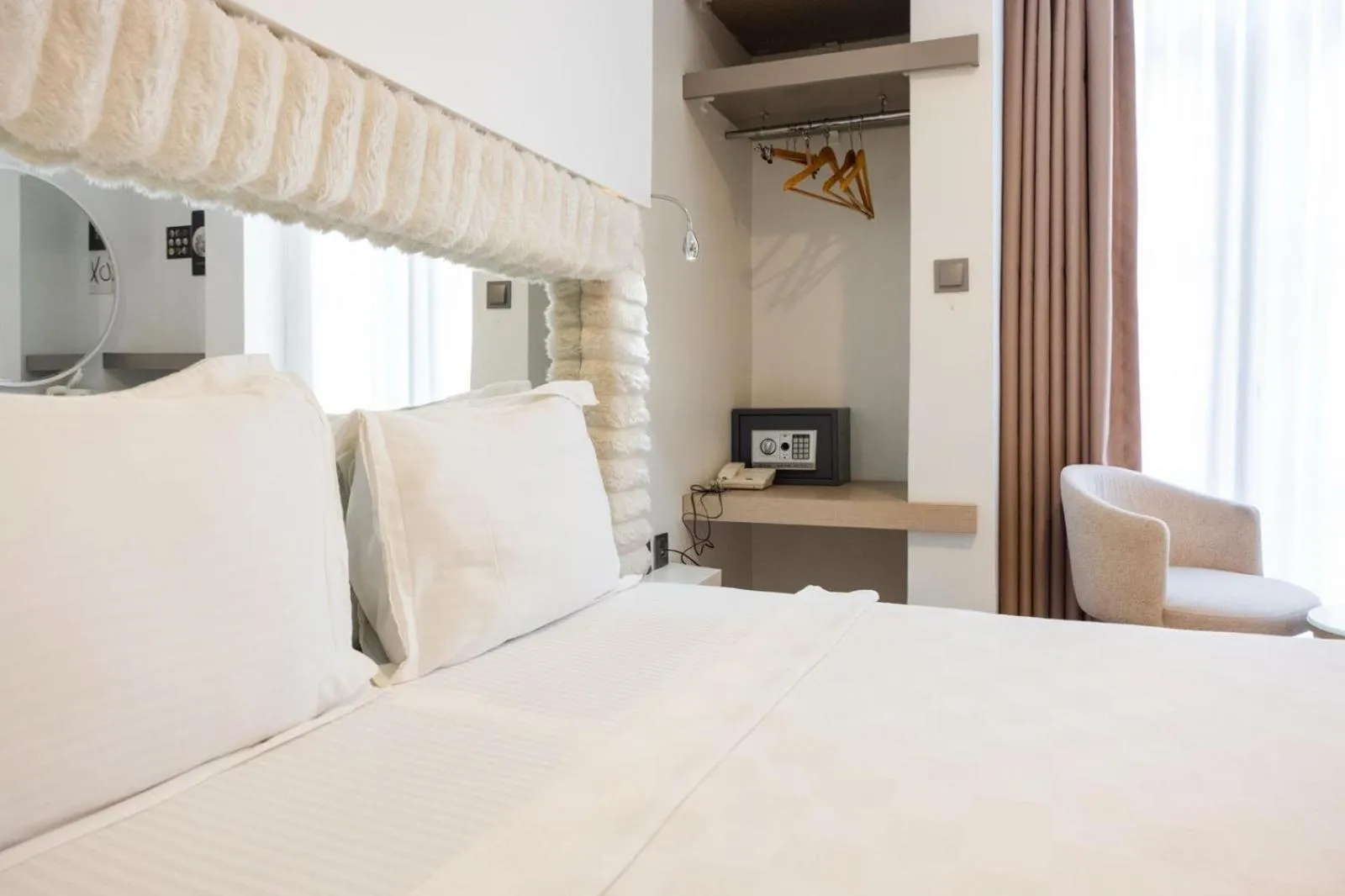 Bed in NFK The House Hotel