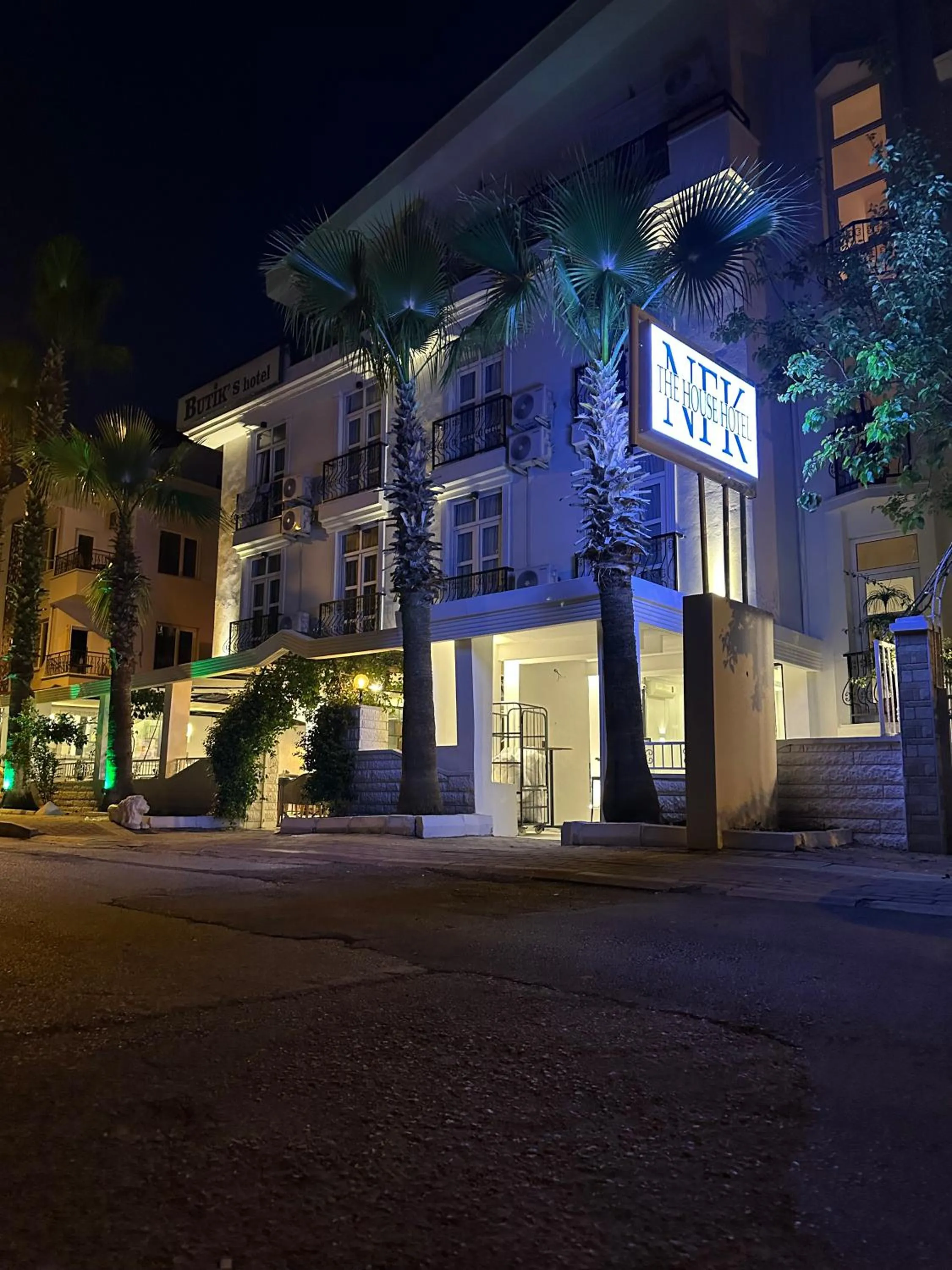 Property building in NFK The House Hotel