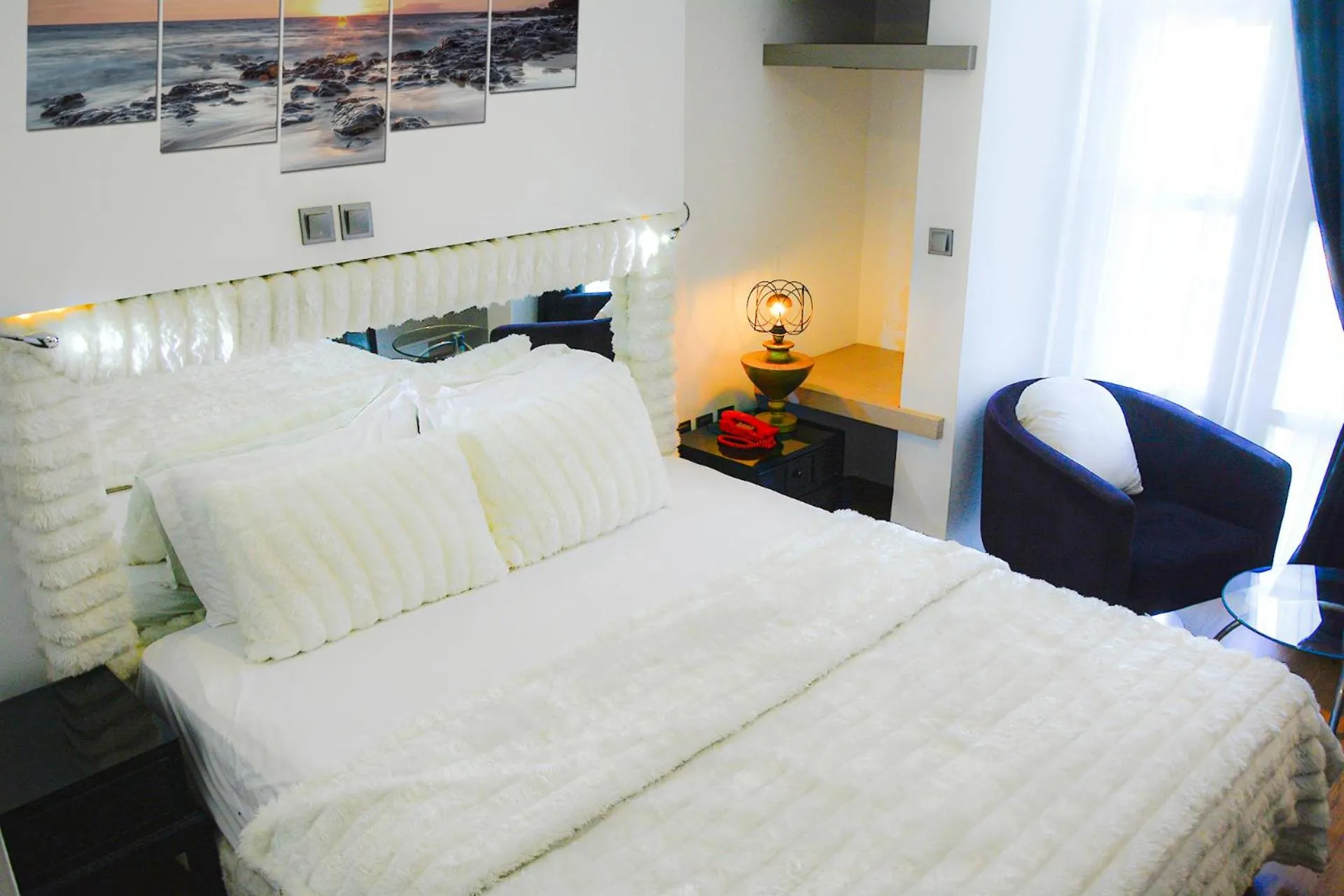 Bed in NFK The House Hotel