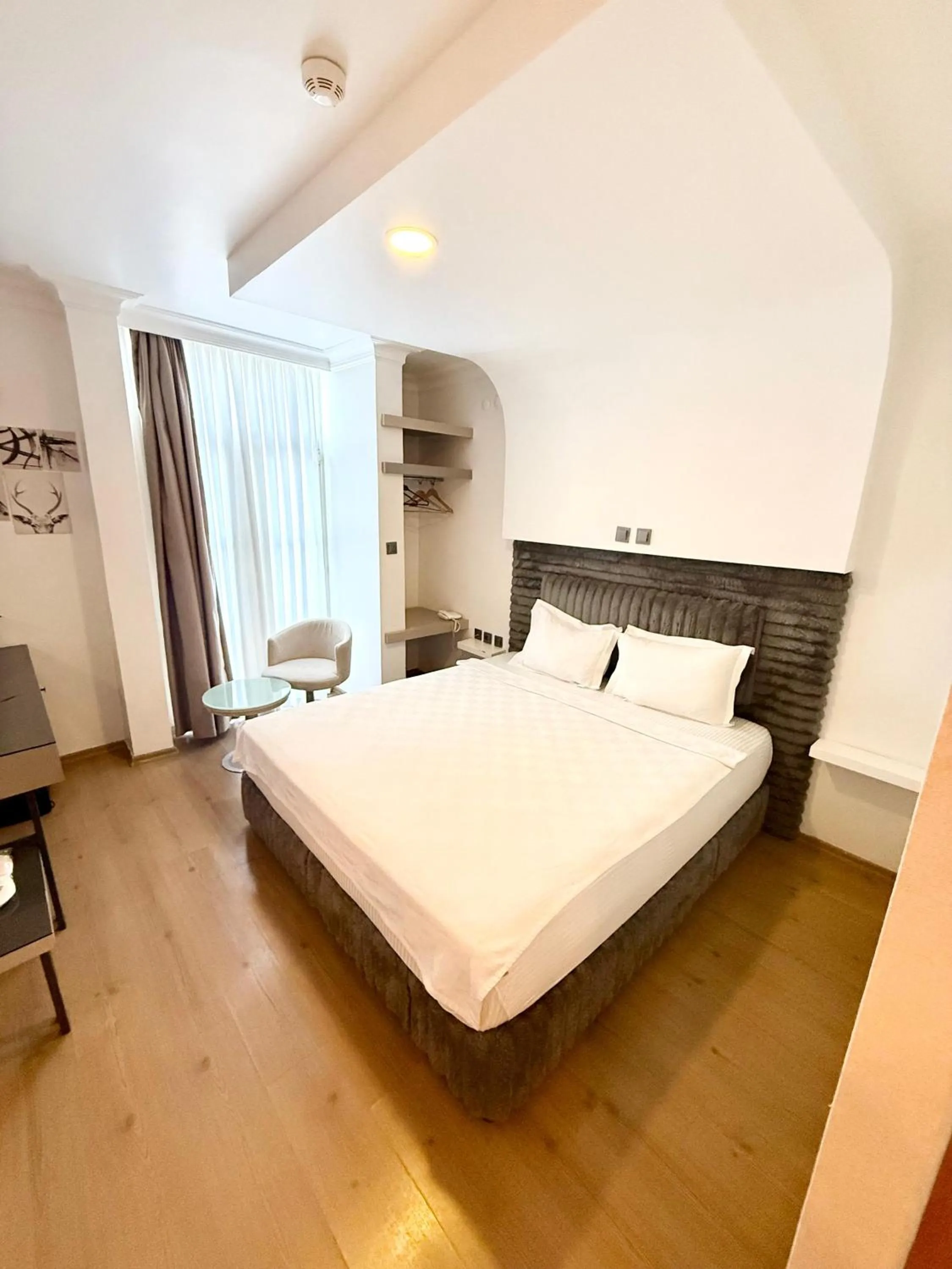 Bed in NFK The House Hotel