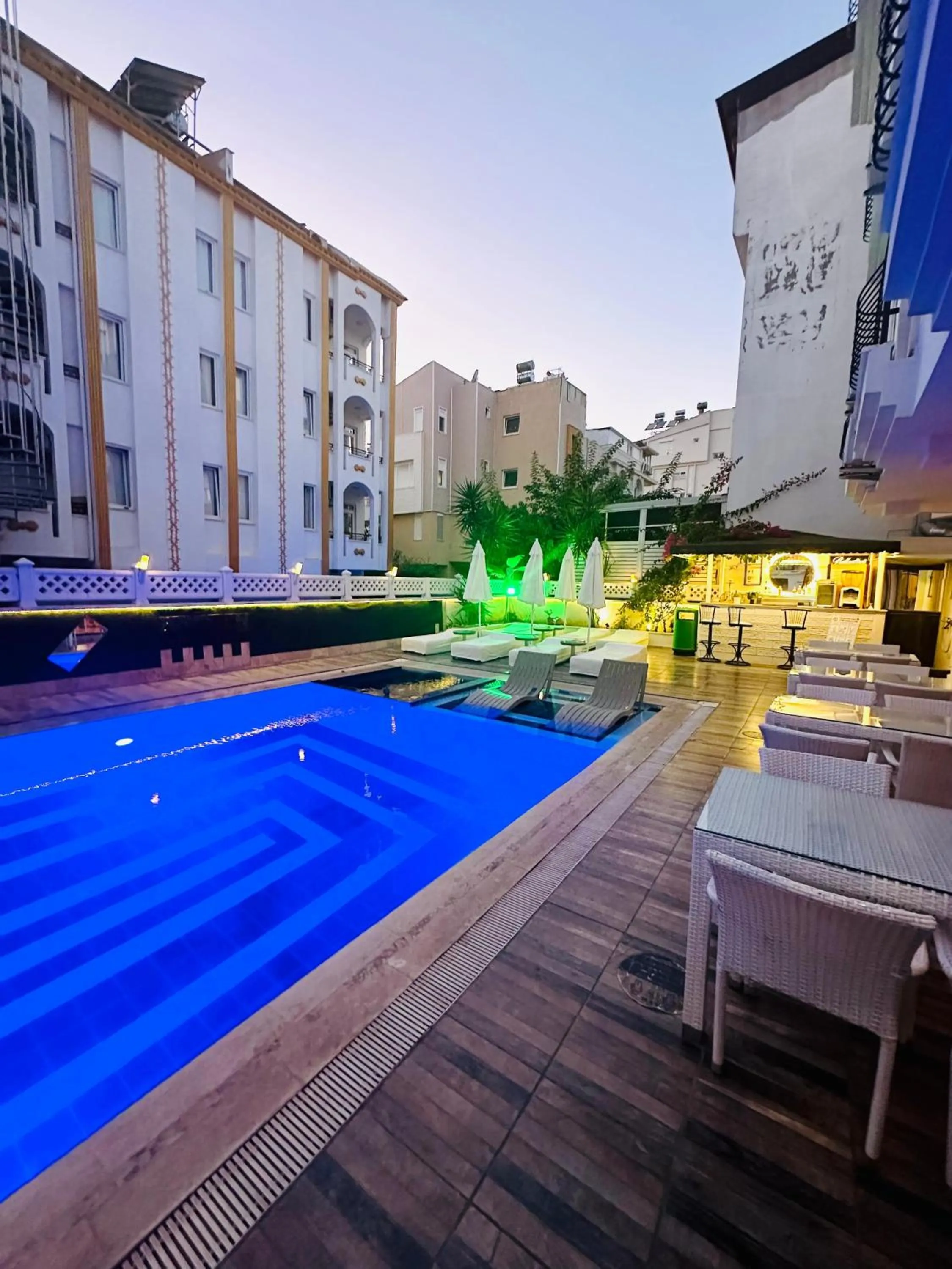 Swimming pool in NFK The House Hotel