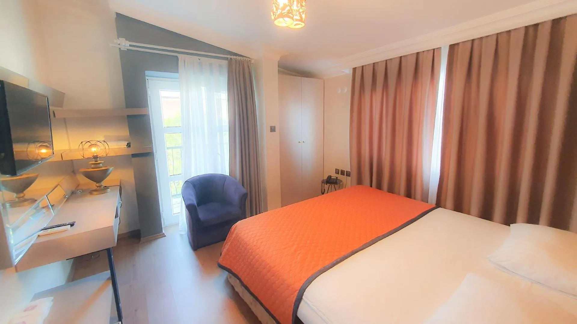 Bed in NFK The House Hotel