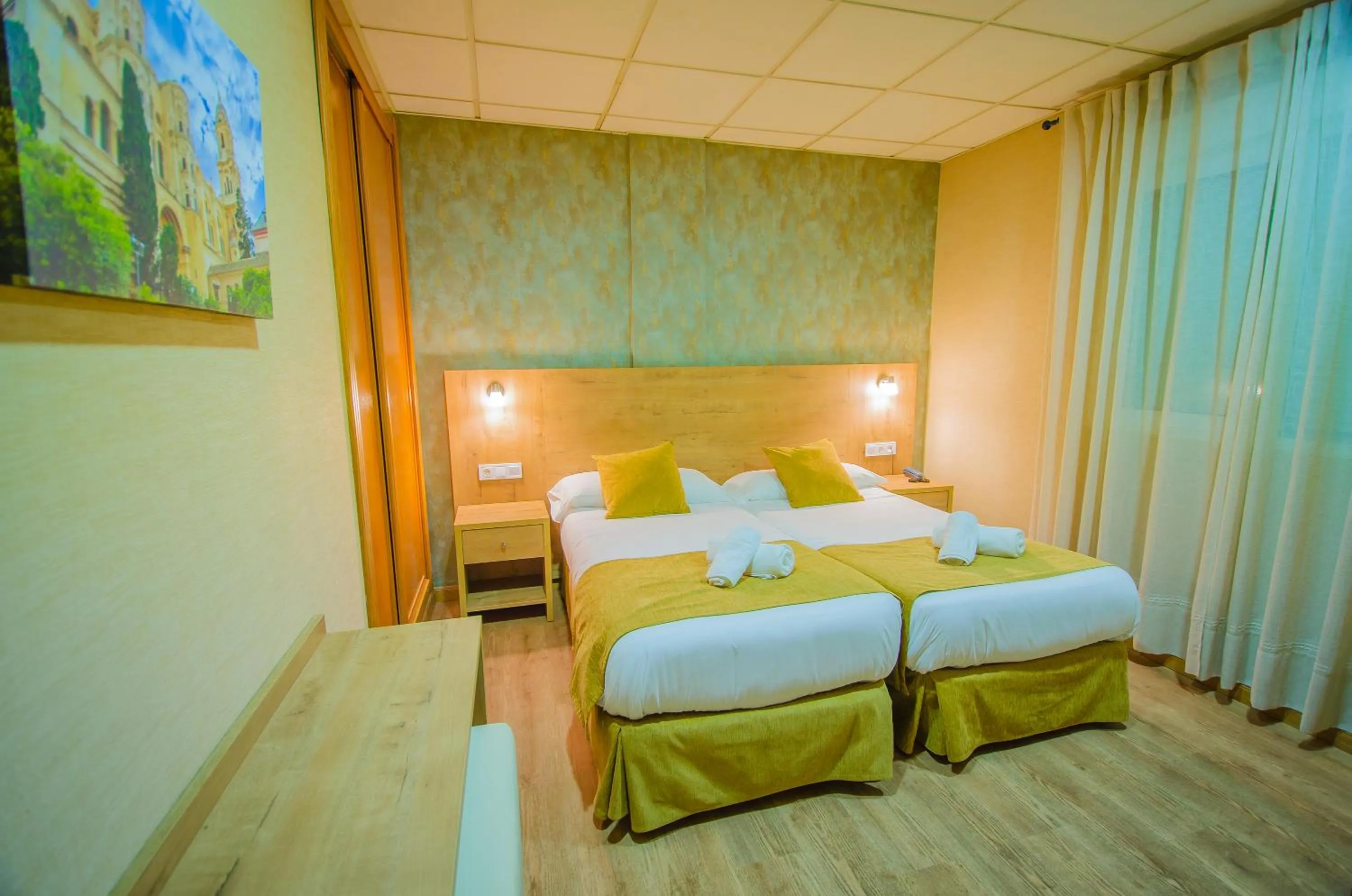 Bedroom, Bed in Hotel Solymar