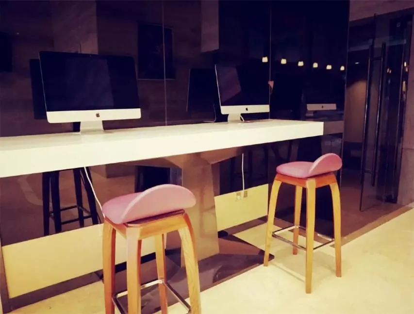 Lavande Hotel Taixing Jiangping Road