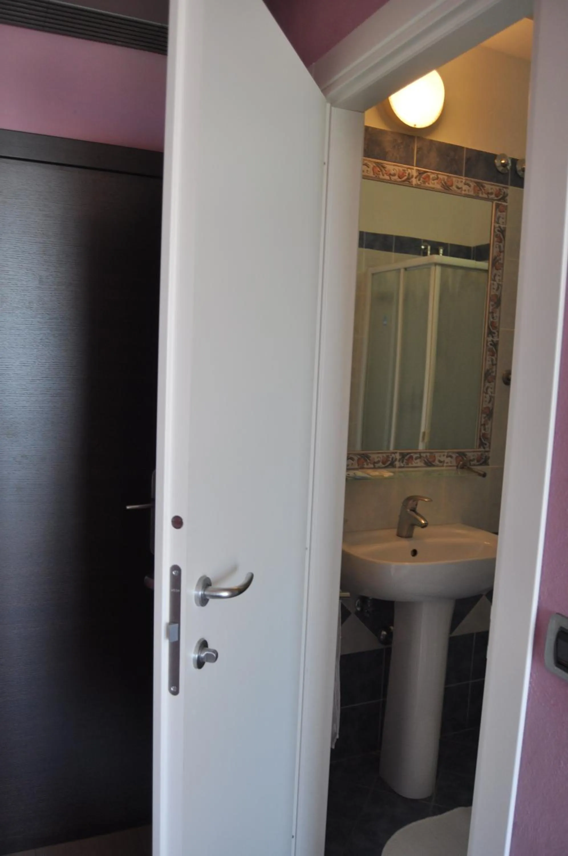 Bathroom in Hotel Playa