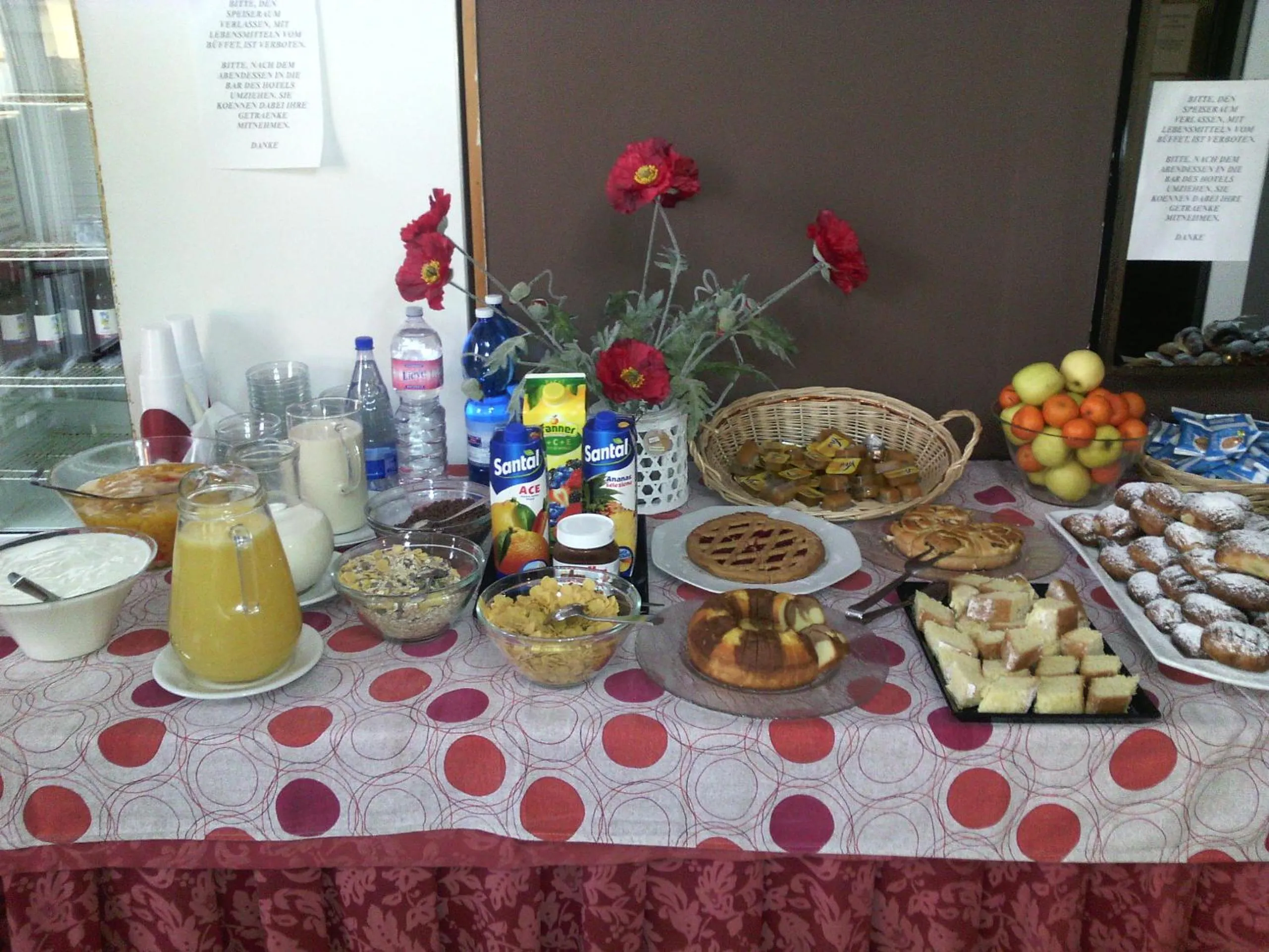 Breakfast in Hotel Playa