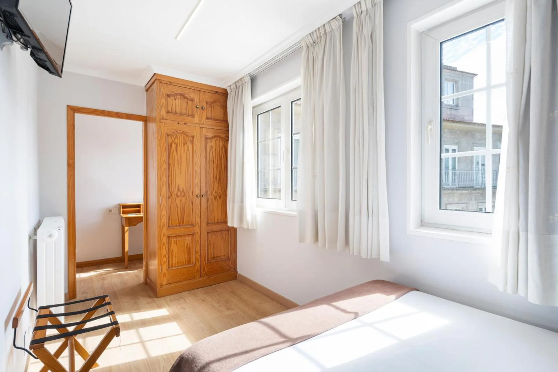 Bed in Hotel Alda Puerta Del Sol