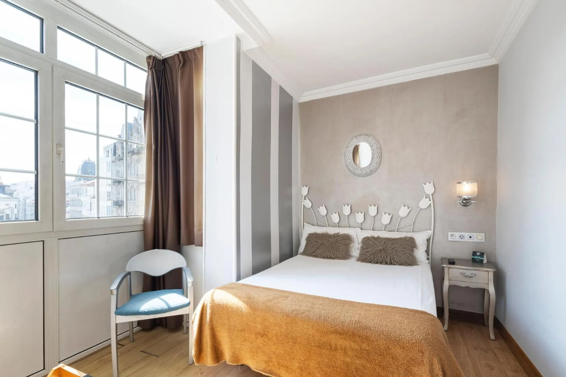 Bed in Hotel Alda Puerta Del Sol