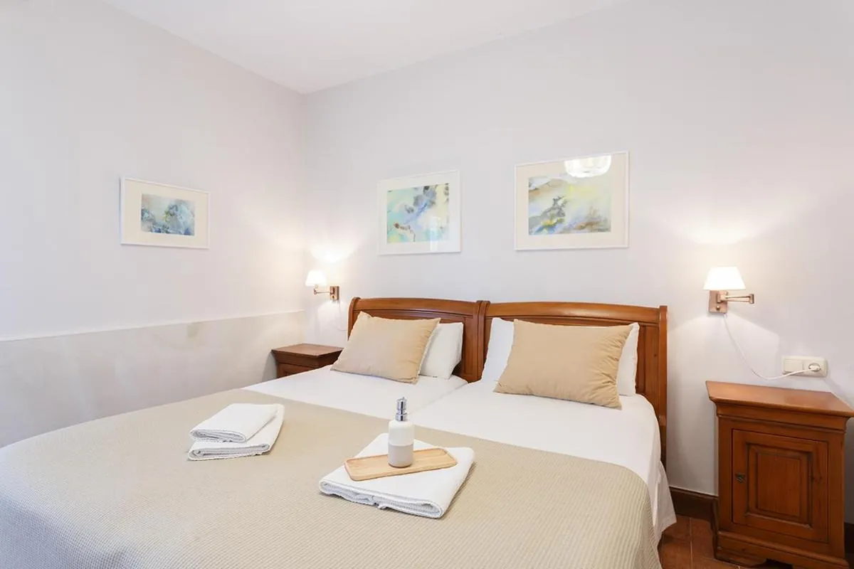Bedroom, Bed in Pensión Zarauz Playa