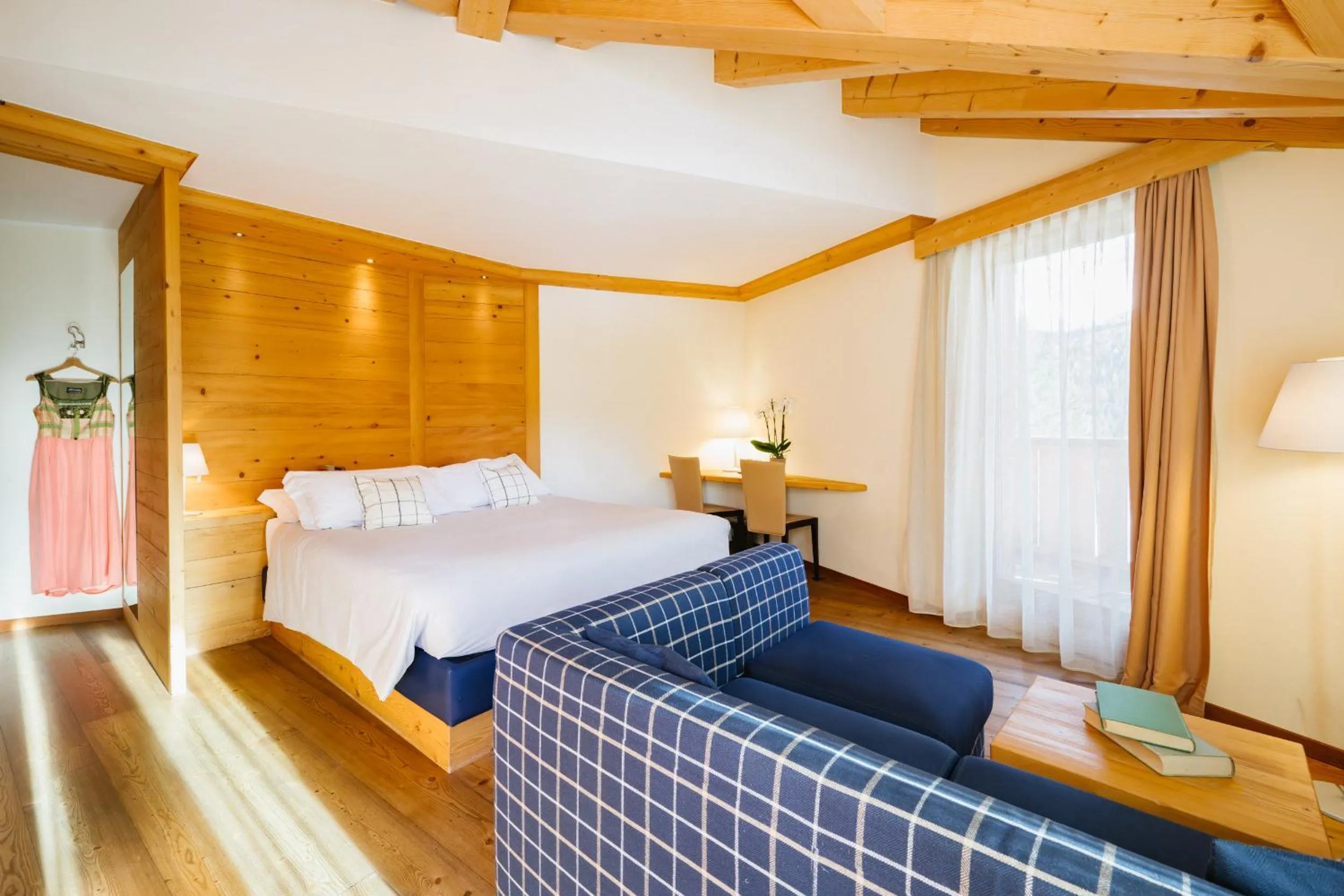 Bed in Maribel Hotel