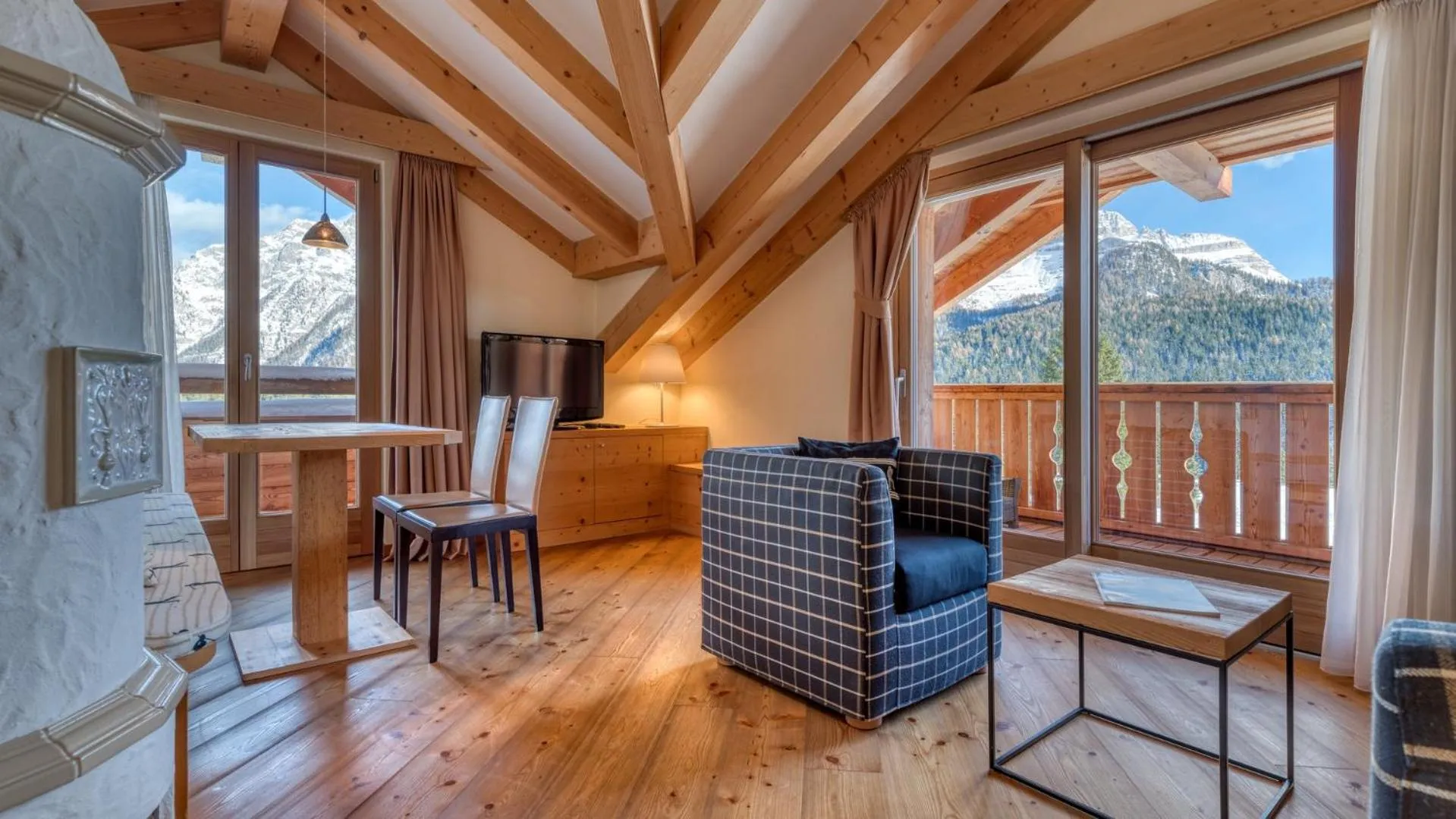 Seating area in Maribel Hotel