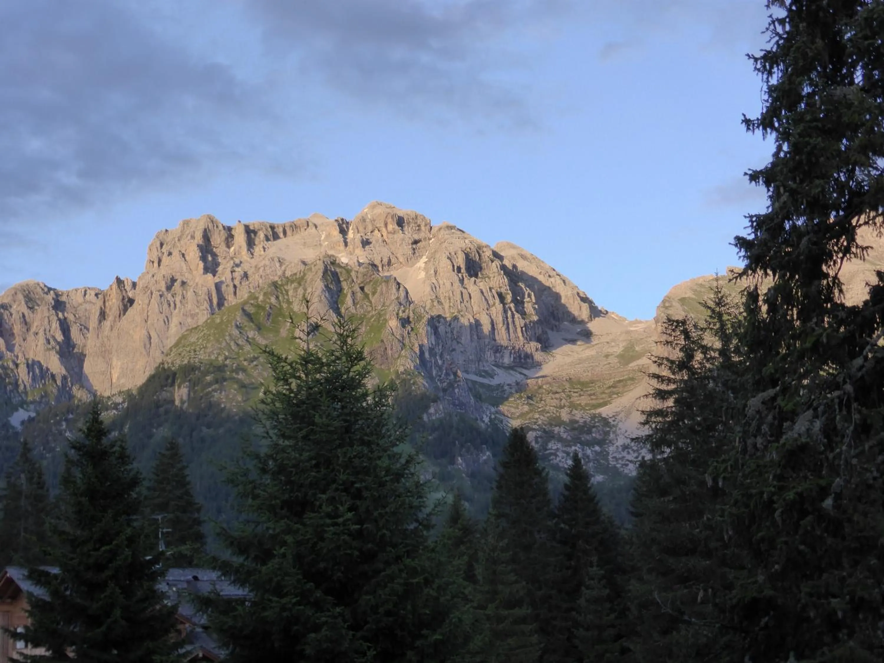 Spring in Maribel Hotel