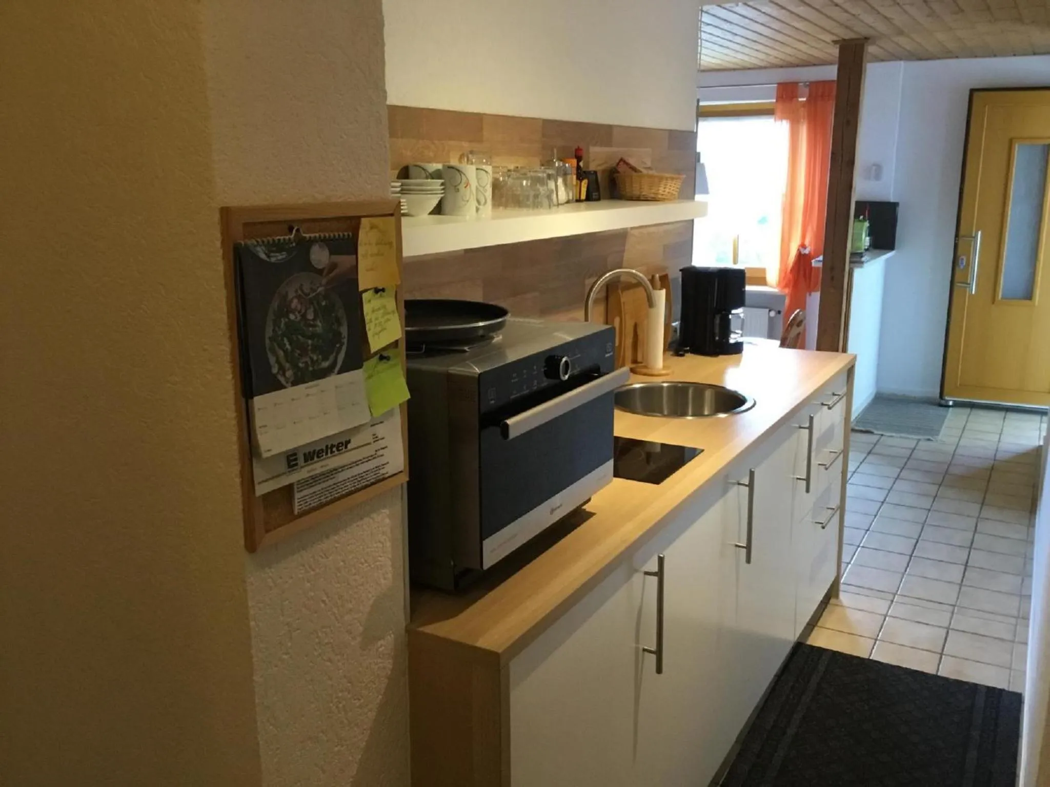 Kitchen or kitchenette in Ferienwohnungen Schellein
