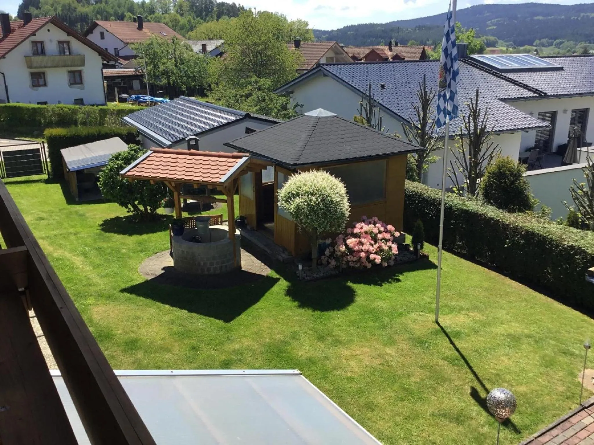 Garden view in Ferienwohnungen Schellein