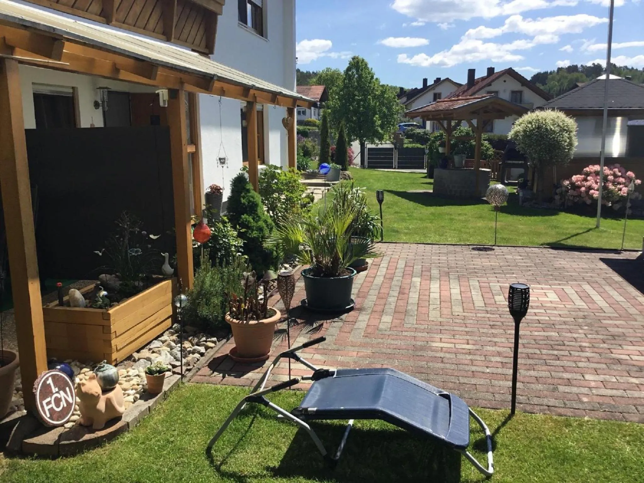 Garden view in Ferienwohnungen Schellein