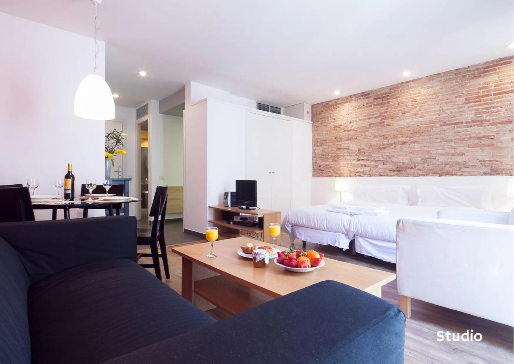 Living room in Inside Barcelona Apartments Sants