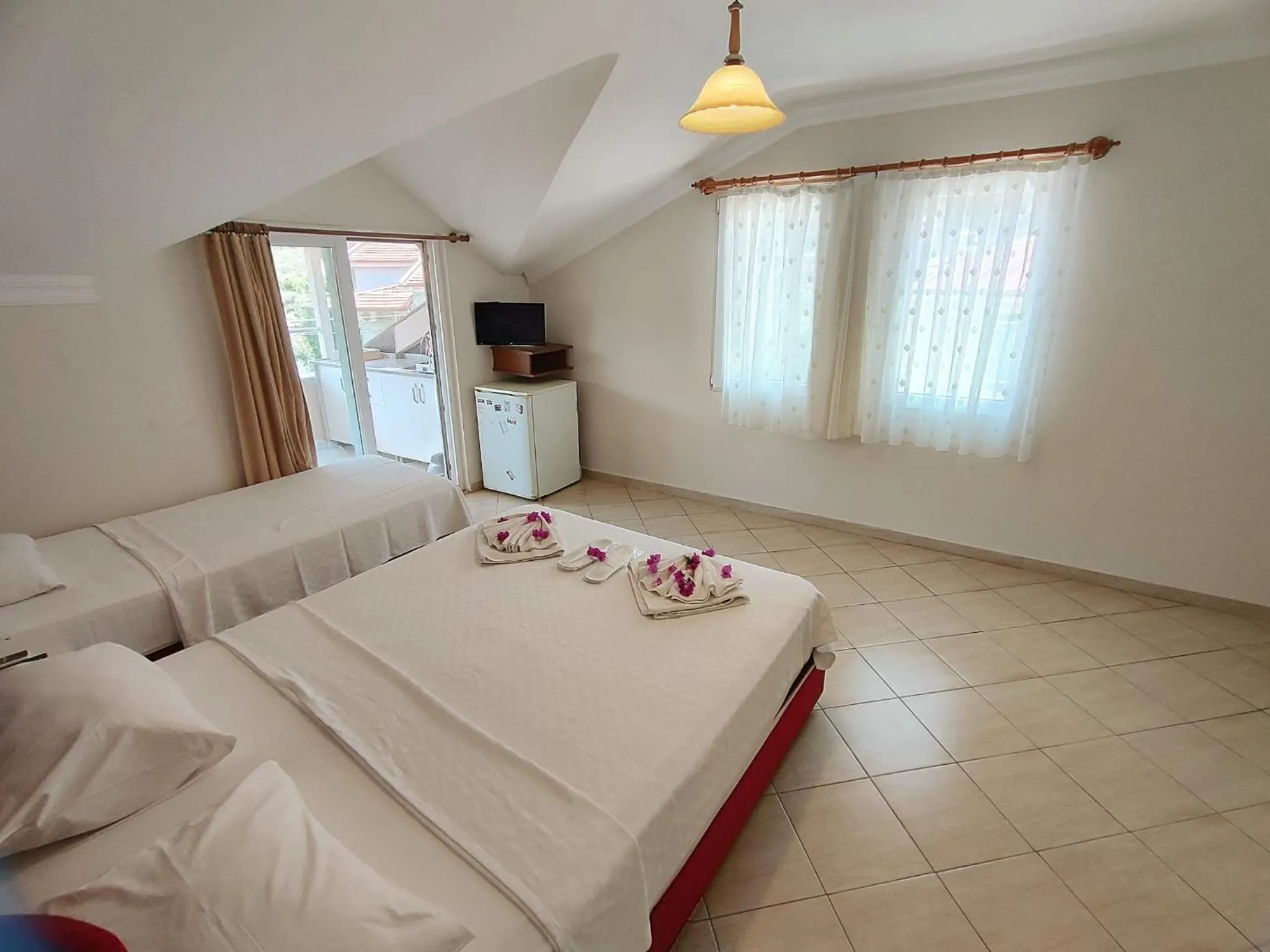 Bed in Bucak Apart Hotel Göcek & Beach