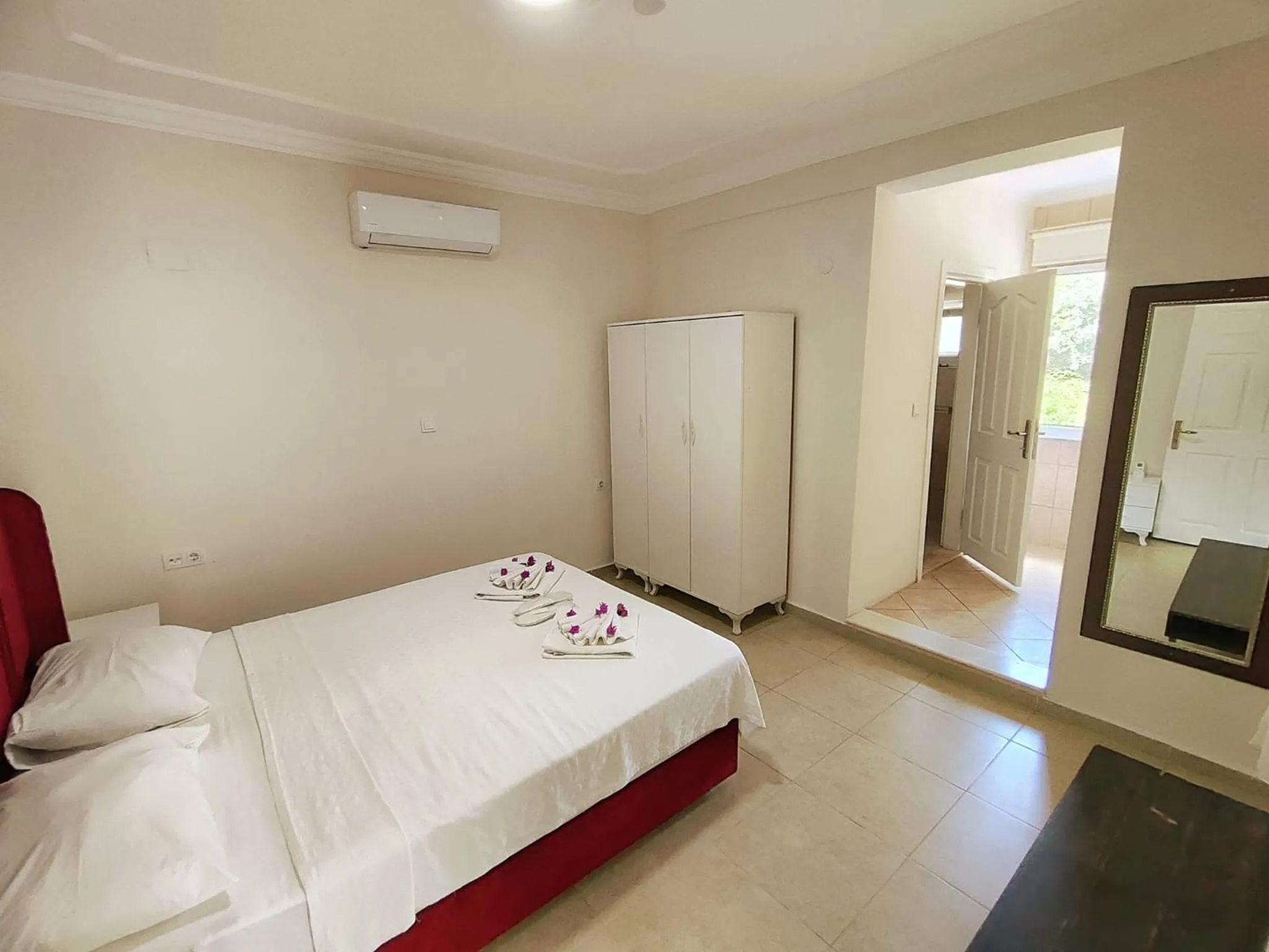 Bedroom, Bed in Bucak Apart Hotel Göcek & Beach