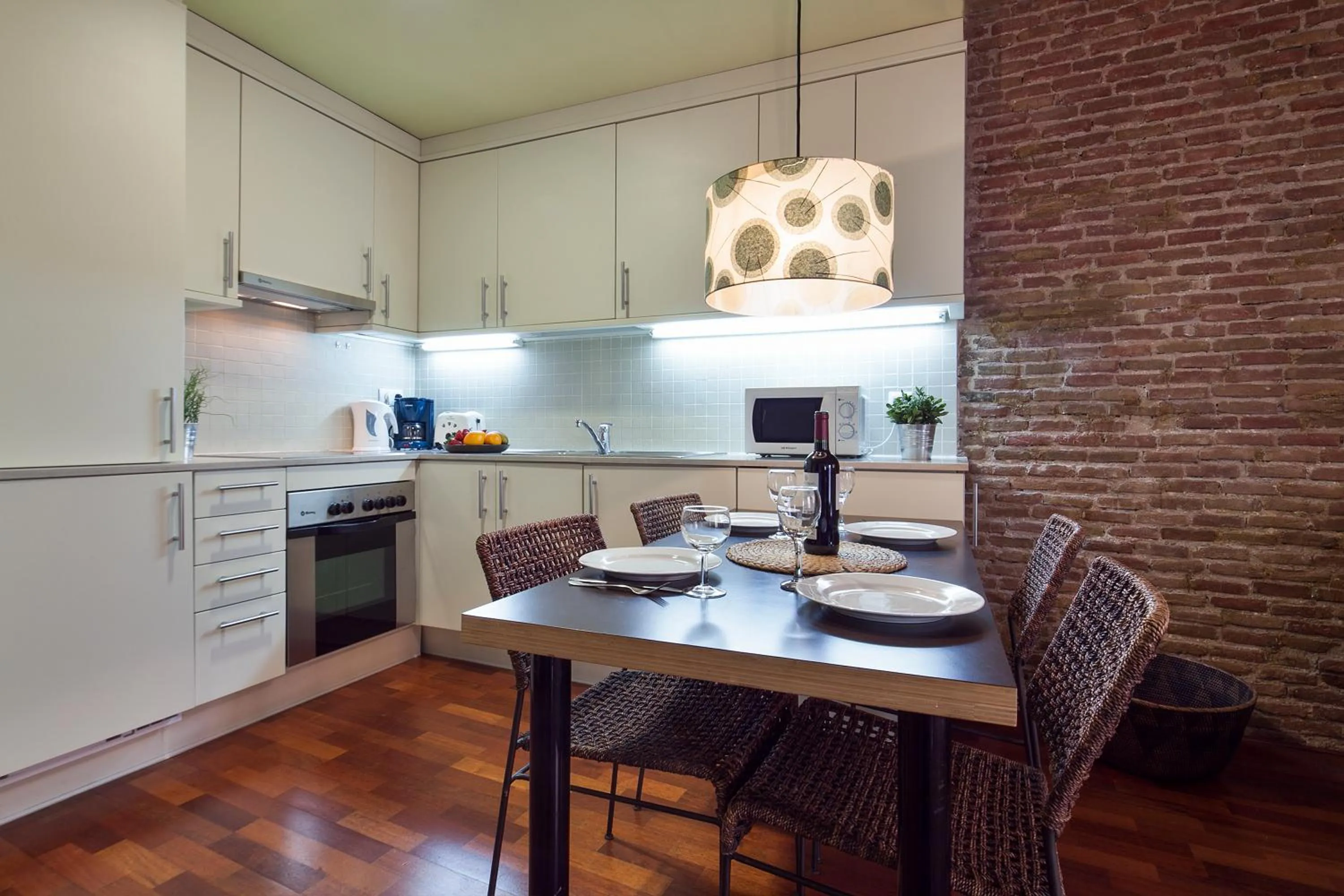 Kitchen or kitchenette in Inside Barcelona Apartments Esparteria