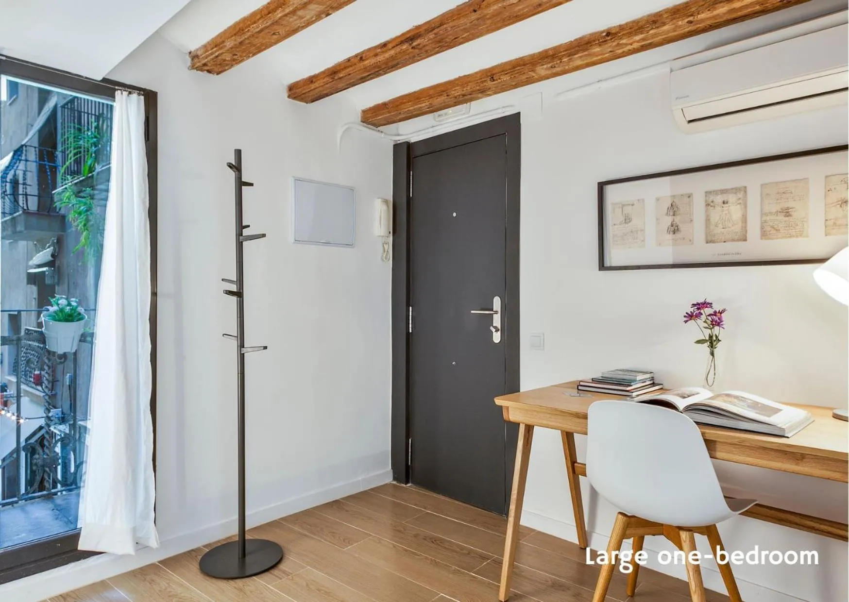 Seating area in Inside Barcelona Apartments Esparteria