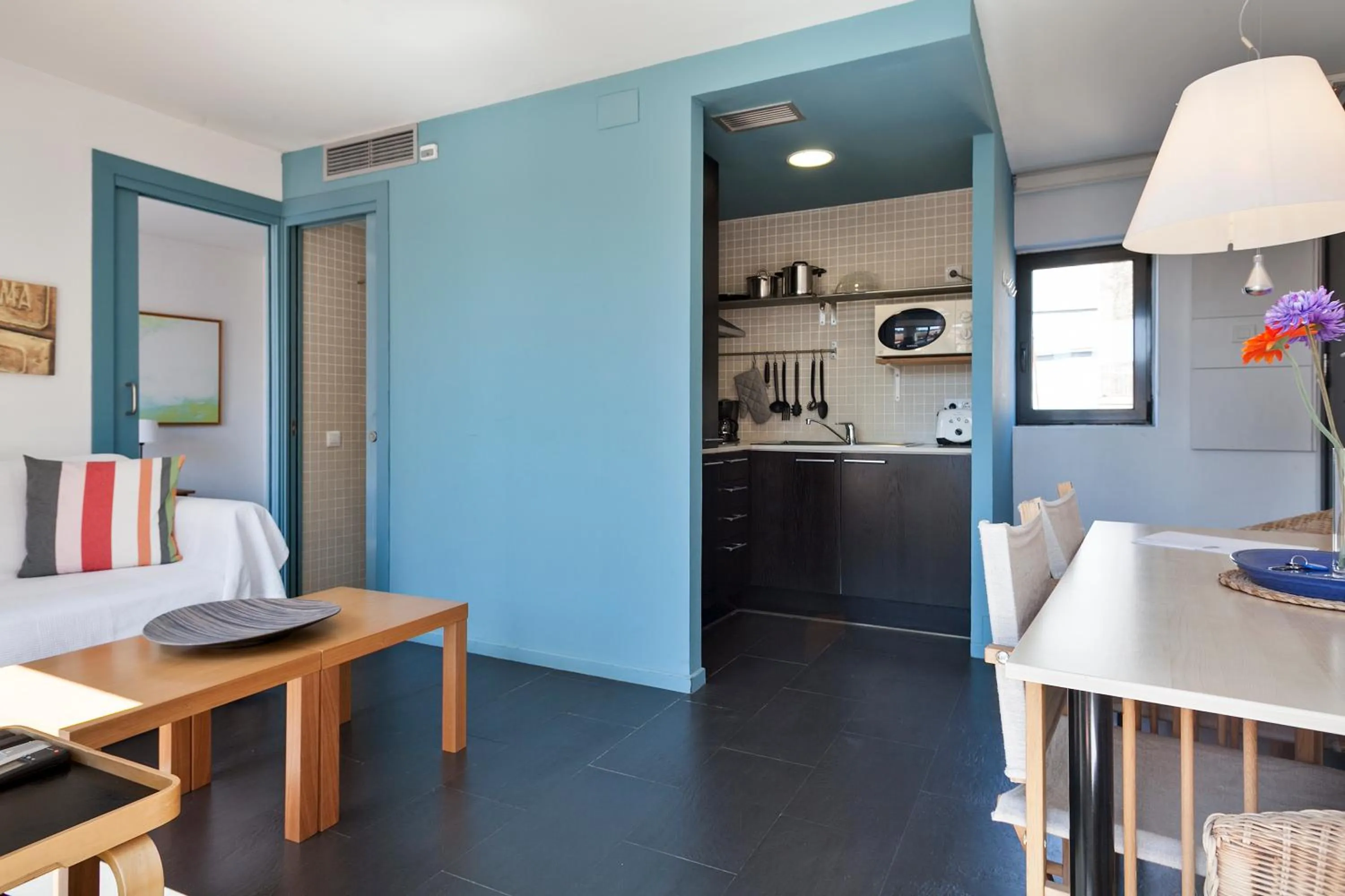 Kitchen or kitchenette in Inside Barcelona Apartments Esparteria