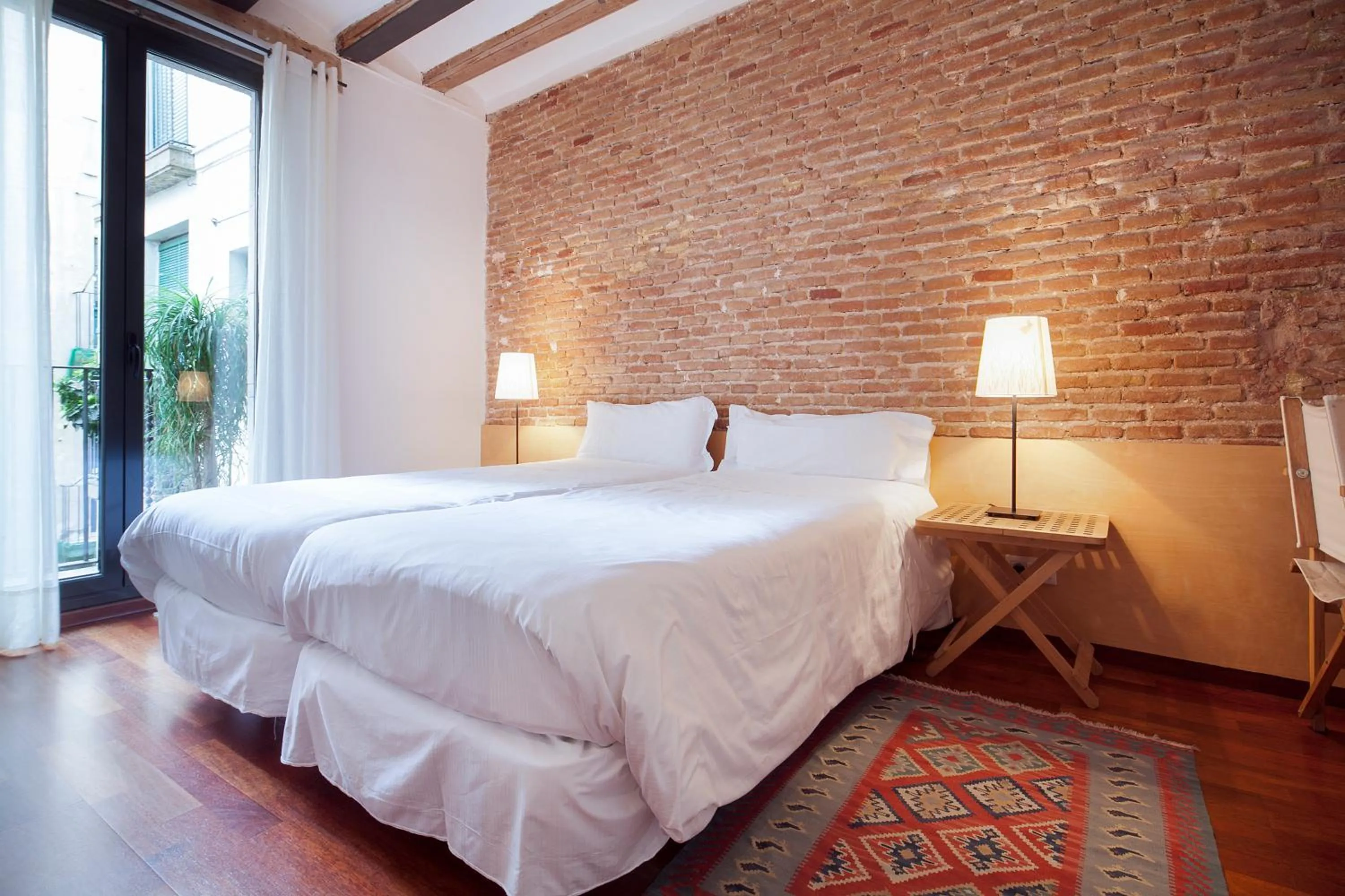 Bedroom, Bed in Inside Barcelona Apartments Esparteria