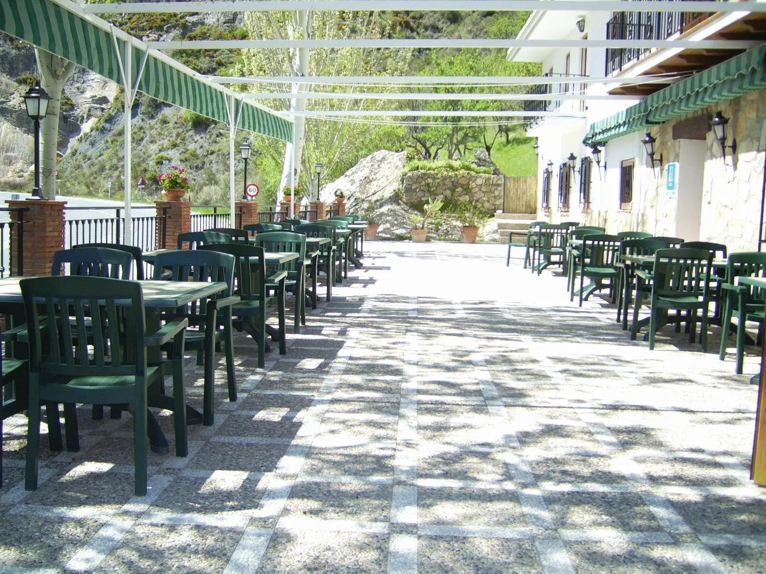 Area and facilities in La Higuera