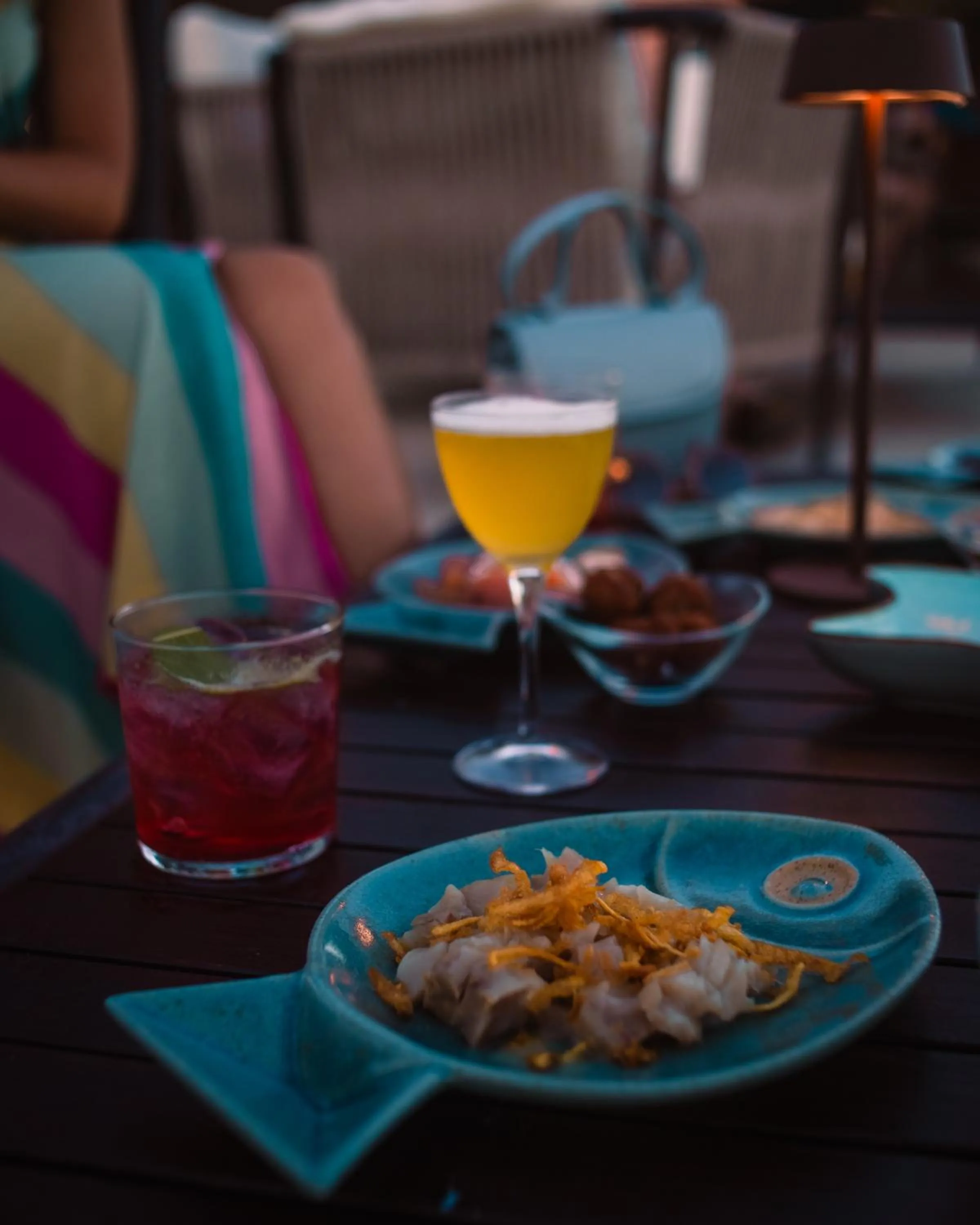 Restaurant/places to eat in Est hotel